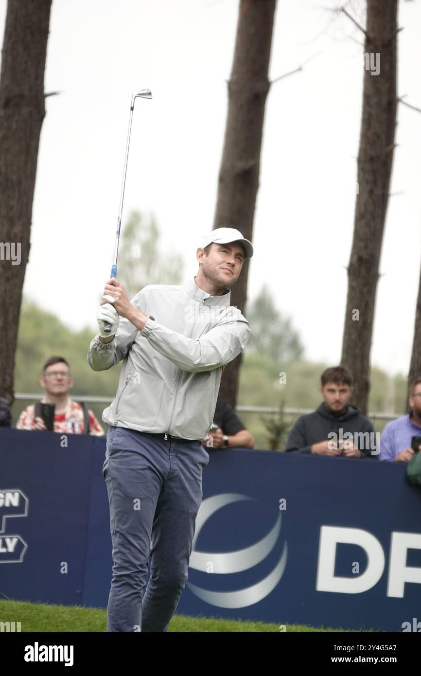 Wentworth Golf Club, Surrey, Großbritannien. September 2024. Stuart Broad fährt auf dem 10. Abschlag während der BMW:PGA Golf Championship Pro-am 2024 Credit: Motofoto/Alamy Live News Stockfoto