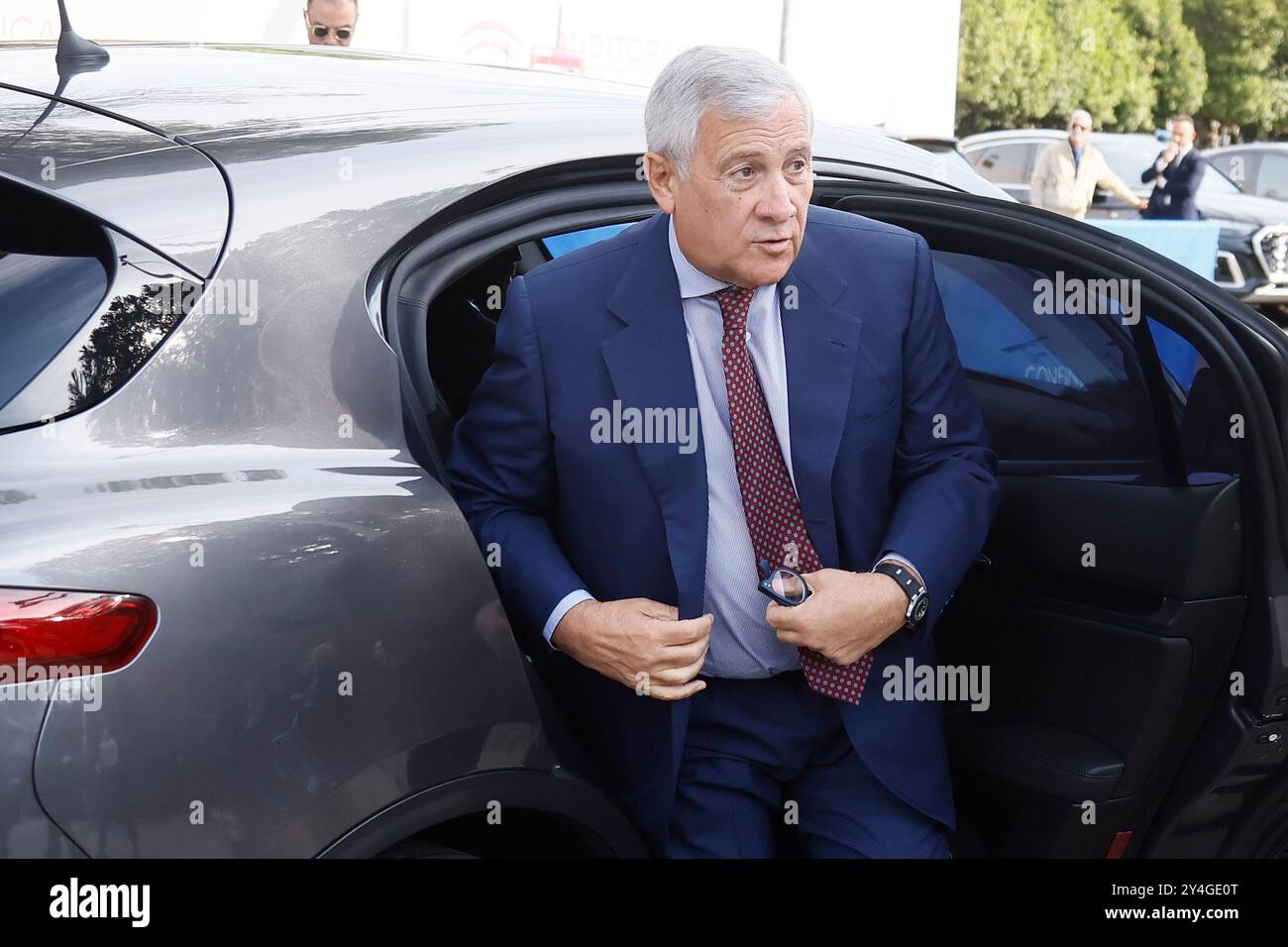 Roma, Italien. September 2024. il Ministro degli Affari Esteri Antonio Tajani arriva all' Assemblea Annuale di Confindustria - Politica - Roma, Italia - Mercoled&#xec;, 18 Settembre 2024 (Foto Cecilia Fabiano/LaPresse) Außenminister Antonio Tajani während der Confindustria Jahresversammlung - Politik - Rom, Italien - Montag&#x2014; Politik &#x2014; Rom, Italien; Rom, Italien - Mittwoch, 18. September 2024 (Foto Cecilia Fabiano/LaPresse) Foto: LaPresse/Alamy Live News Stockfoto