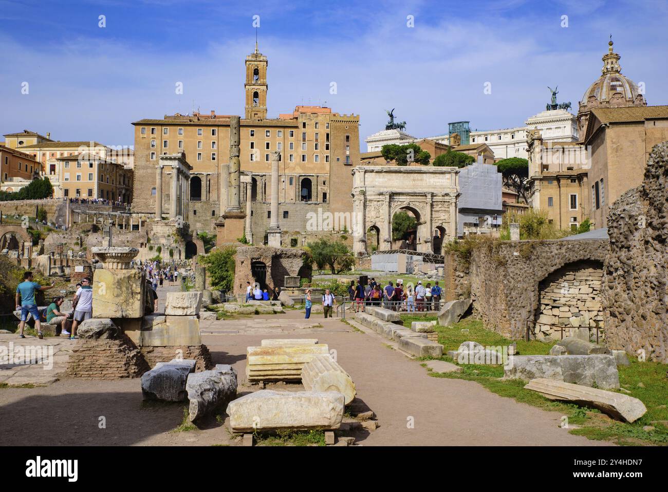 Forum Romanum, ein Forum umgeben von Ruinen in Rom, Italien, Europa Stockfoto
