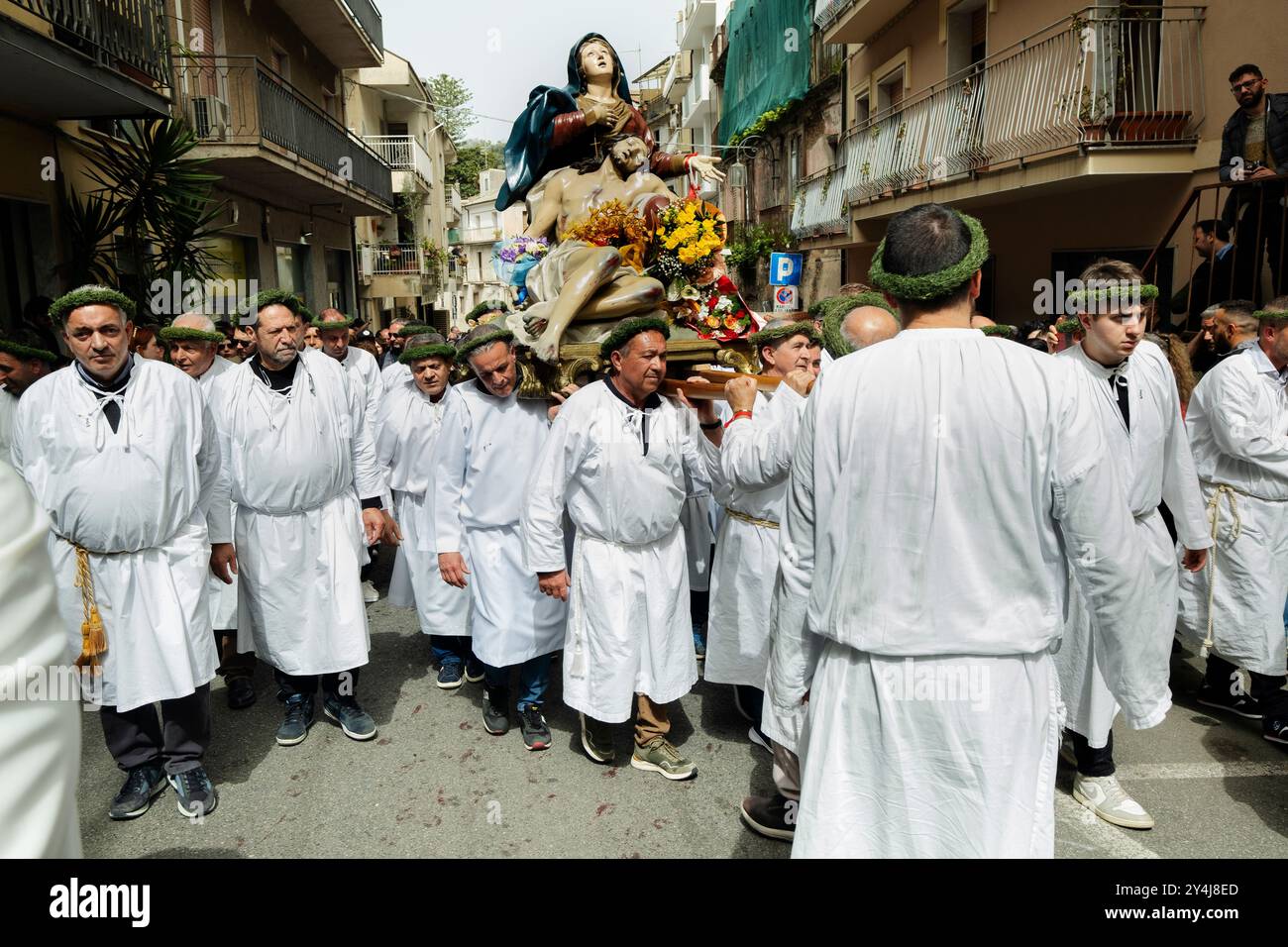 Die Prozession der Madonna Addolorata und des Toten Christus am Ostersamstag, Nocera Terinese, Kalabrien, Italien Stockfoto