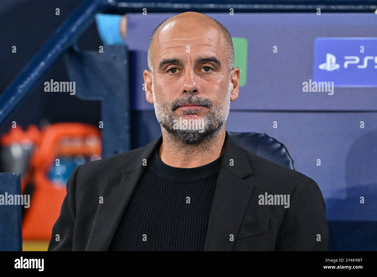 Manchester, Großbritannien. September 2024. PEP Guardiola Manager von Manchester City auf der Bank vor dem Spiel der UEFA Champions League Manchester City gegen Inter Mailand im Etihad Stadium, Manchester, Großbritannien, 18. September 2024 (Foto: Cody Froggatt/News Images) in Manchester, Großbritannien am 18. September 2024. (Foto: Cody Froggatt/News Images/SIPA USA) Credit: SIPA USA/Alamy Live News Stockfoto