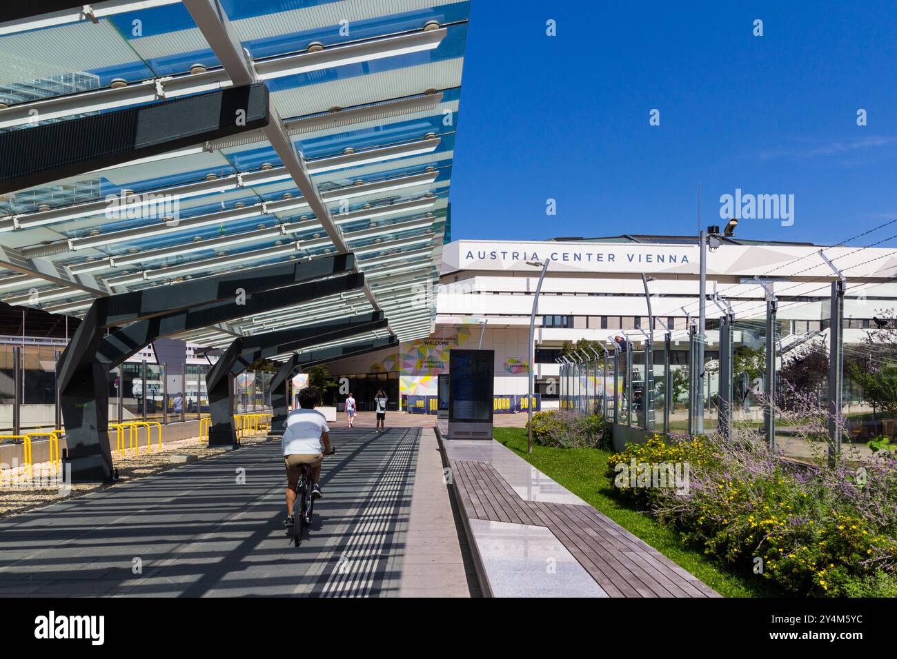 Donaustadt (Donau UNO City) Austria Center Wien, Wien, Österreich Stockfoto