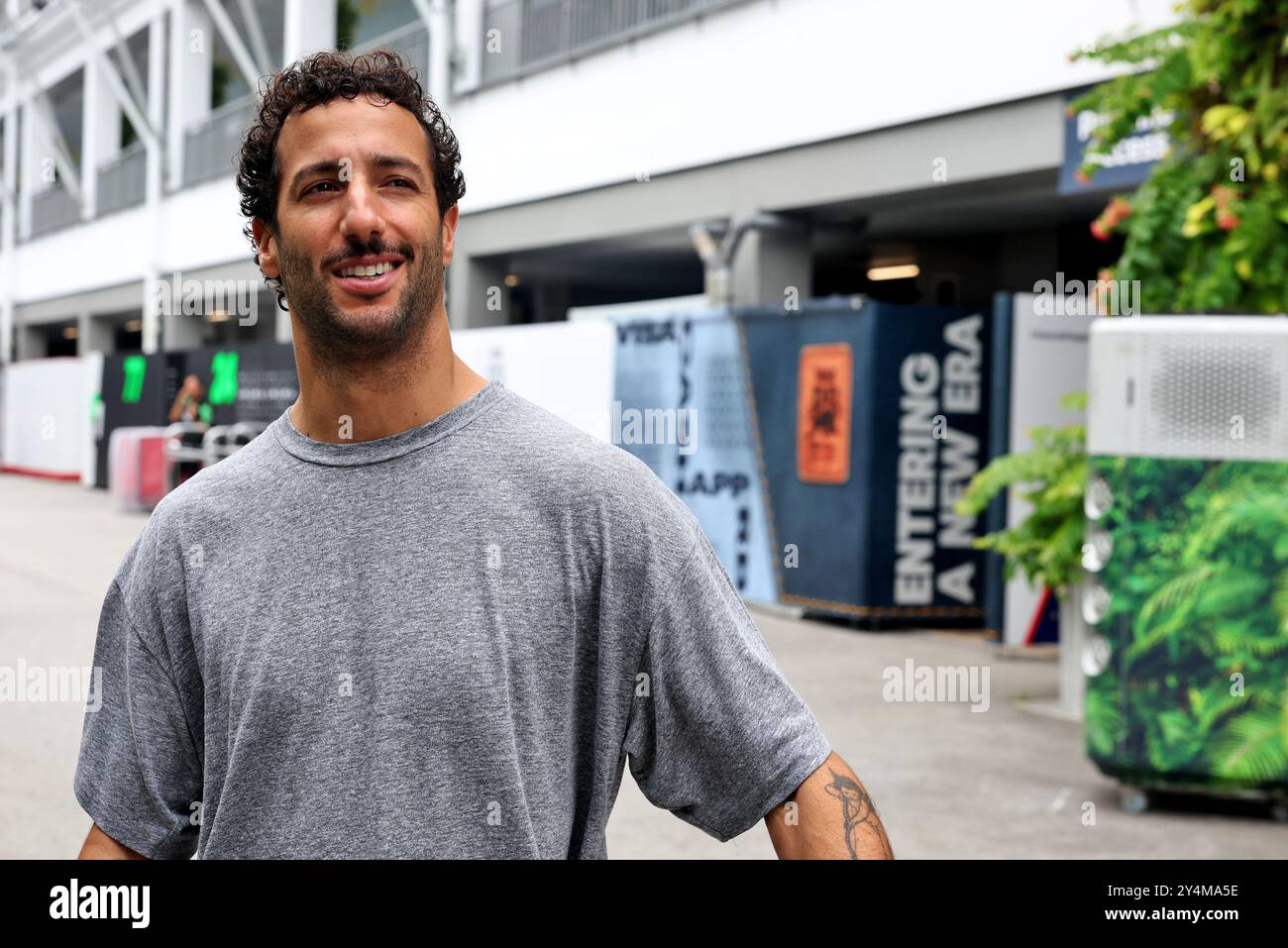 Singapur, Singapur. September 2024. Daniel Ricciardo (aus) RB. 19.09.2024. Formel-1-Weltmeisterschaft, Rd 18, Grand Prix Von Singapur, Marina Bay Street Circuit, Singapur, Vorbereitungstag. Das Foto sollte lauten: XPB/Alamy Live News. Stockfoto