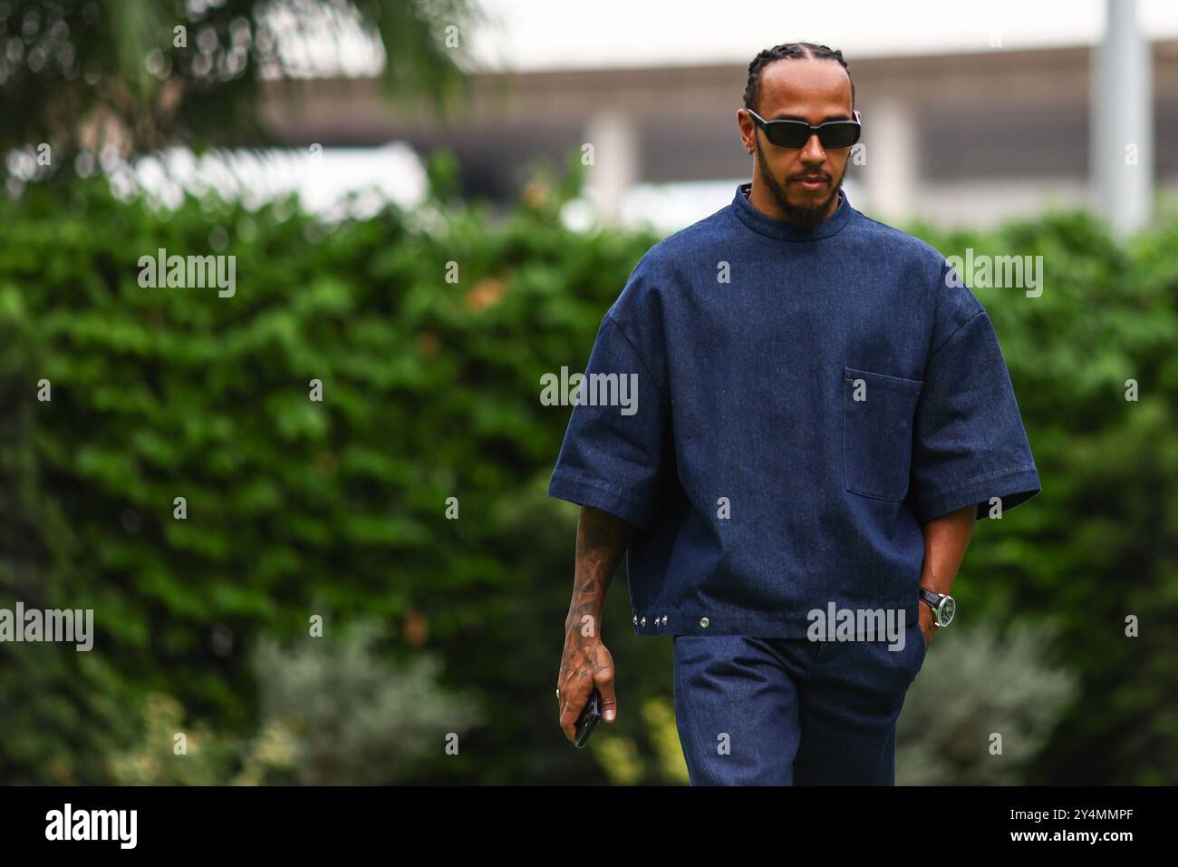 Singapur, Singapur. September 2024. Lewis Hamilton (GBR) Mercedes AMG F1. 19.09.2024. Formel-1-Weltmeisterschaft, Rd 18, Grand Prix Von Singapur, Marina Bay Street Circuit, Singapur, Vorbereitungstag. Das Foto sollte lauten: XPB/Alamy Live News. Stockfoto