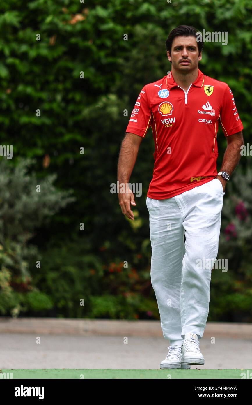 Singapur, Singapur. September 2024. Carlos Sainz Jr (ESP) Ferrari. 19.09.2024. Formel-1-Weltmeisterschaft, Rd 18, Grand Prix Von Singapur, Marina Bay Street Circuit, Singapur, Vorbereitungstag. Das Foto sollte lauten: XPB/Alamy Live News. Stockfoto
