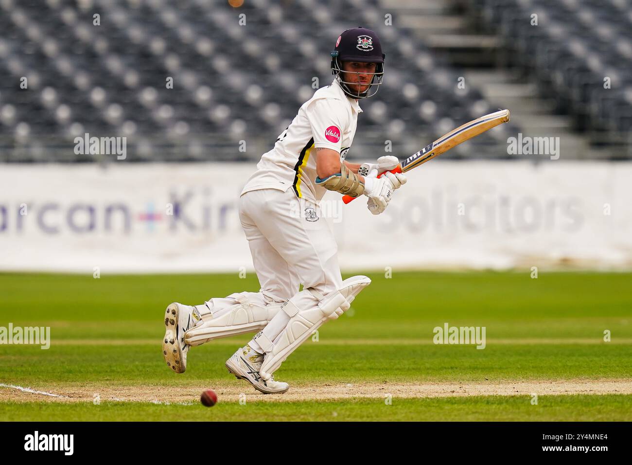 Bristol, Vereinigtes Königreich, 19. September 2024. James Bracey von Gloucestershire spielte im Spiel der Vitality County Championship Division 2 zwischen Gloucestershire und Sussex. Quelle: Robbie Stephenson/Gloucestershire Cricket/Alamy Live News Stockfoto