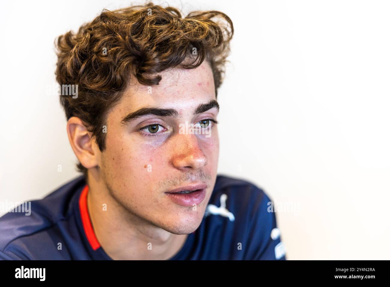 Singapur, Singapur. September 2024. Franco Colapinto (ARG) Williams Racing. Formel-1-Weltmeisterschaft, Rd 18, Grand Prix von Singapur, Donnerstag, 19. September 2024. Marina Bay Street Circuit, Singapur. 19.09.2024. Formel-1-Weltmeisterschaft, Rd 18, Grand Prix Von Singapur, Marina Bay Street Circuit, Singapur, Vorbereitungstag. Das Foto sollte lauten: XPB/Alamy Live News. Stockfoto