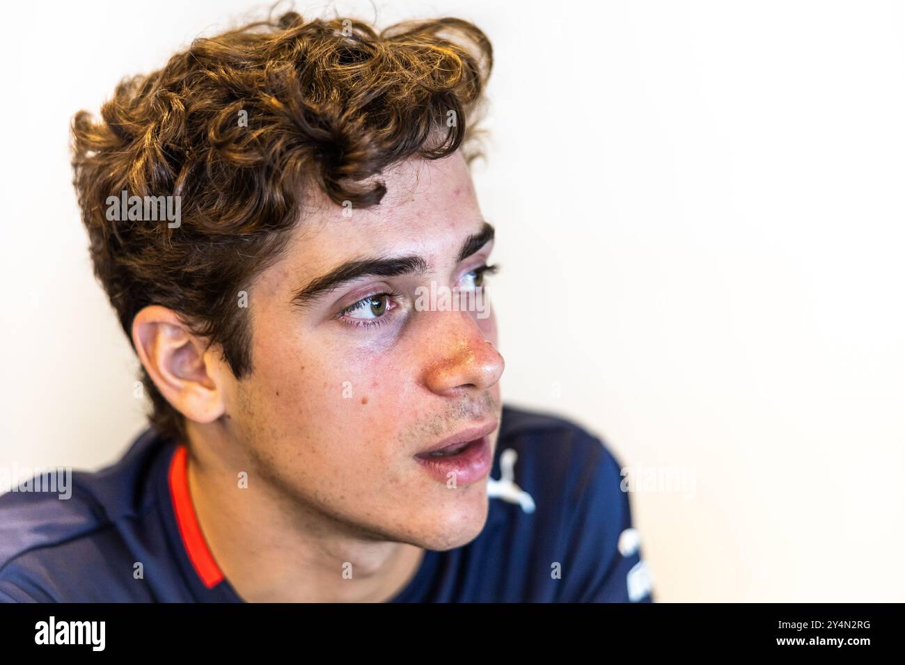 Singapur, Singapur. September 2024. Franco Colapinto (ARG) Williams Racing. Formel-1-Weltmeisterschaft, Rd 18, Grand Prix von Singapur, Donnerstag, 19. September 2024. Marina Bay Street Circuit, Singapur. 19.09.2024. Formel-1-Weltmeisterschaft, Rd 18, Grand Prix Von Singapur, Marina Bay Street Circuit, Singapur, Vorbereitungstag. Das Foto sollte lauten: XPB/Alamy Live News. Stockfoto