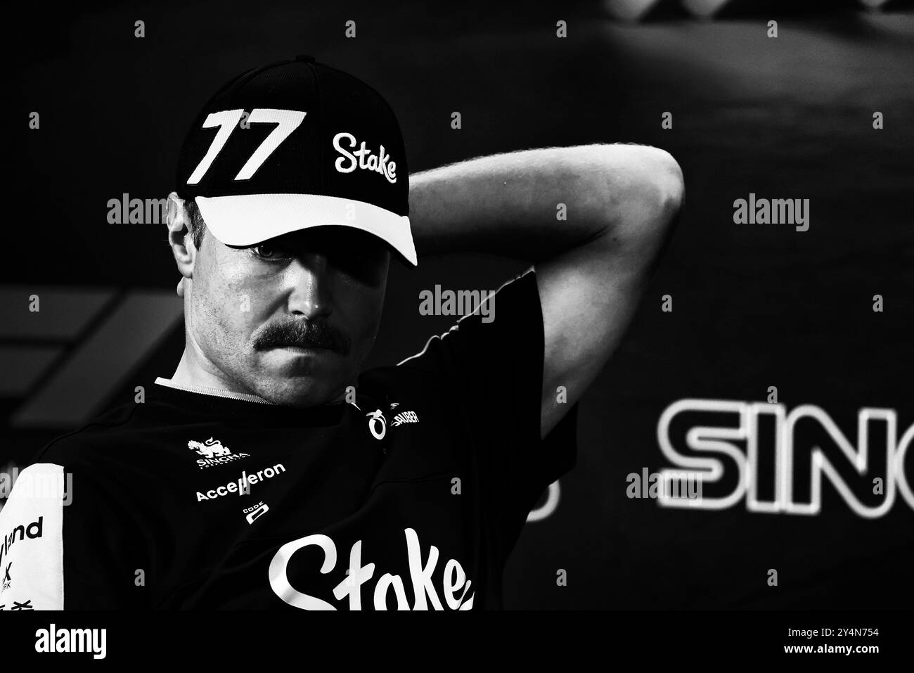 Singapur, Singapur. September 2024. Valtteri Bottas (FIN) sauber auf der FIA Pressekonferenz. 19.09.2024. Formel-1-Weltmeisterschaft, Rd 18, Grand Prix Von Singapur, Marina Bay Street Circuit, Singapur, Vorbereitungstag. Das Foto sollte lauten: XPB/Alamy Live News. Stockfoto