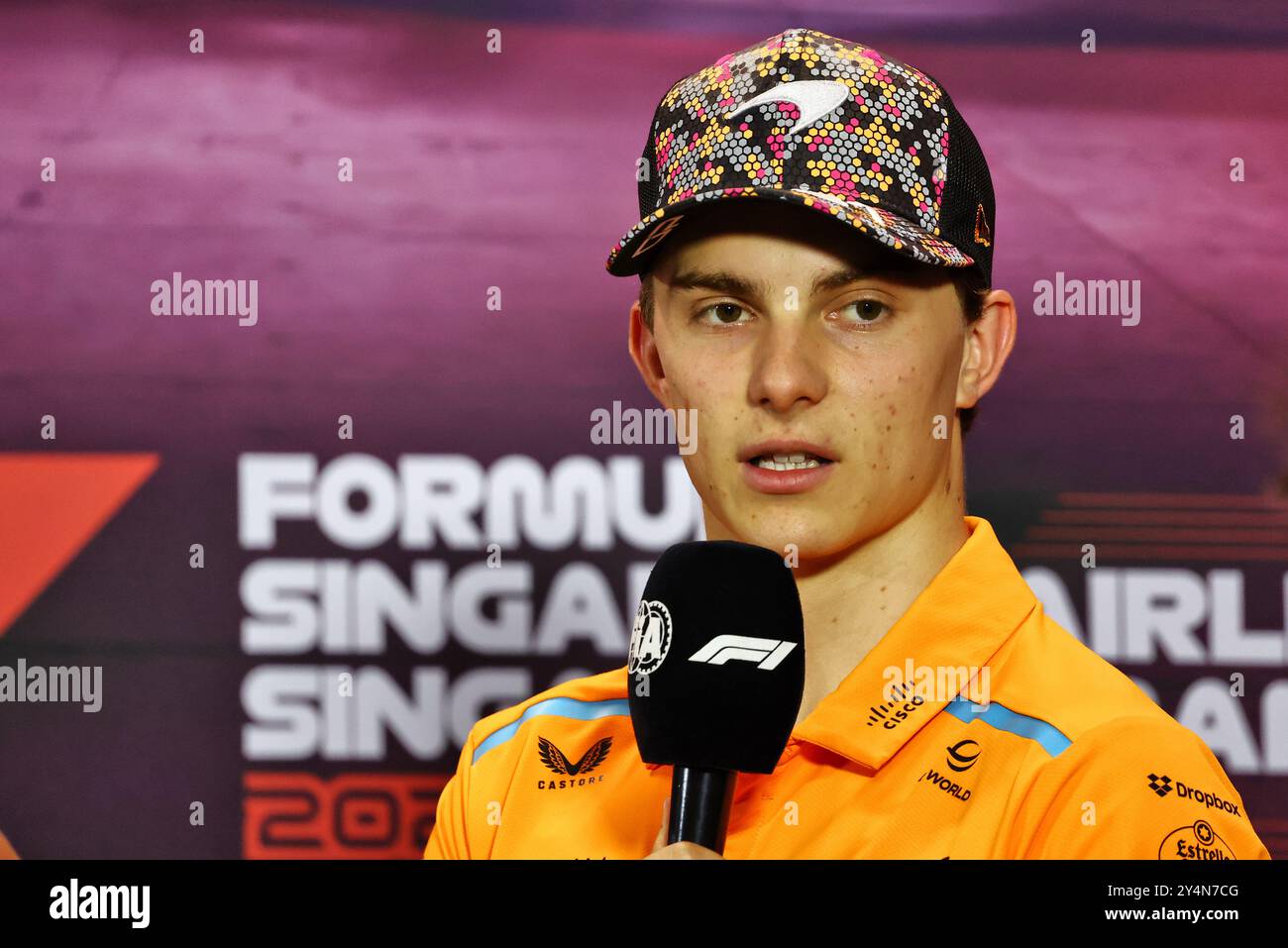 Singapur, Singapur. September 2024. Oscar Piastri (aus) McLaren bei der FIA-Pressekonferenz. 19.09.2024. Formel-1-Weltmeisterschaft, Rd 18, Grand Prix Von Singapur, Marina Bay Street Circuit, Singapur, Vorbereitungstag. Das Foto sollte lauten: XPB/Alamy Live News. Stockfoto