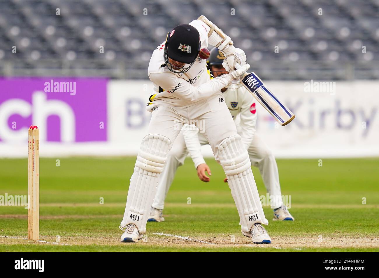 Bristol, Vereinigtes Königreich, 19. September 2024. Tom Price in Gloucestershire schlug während des Spiels der Vitality County Championship Division 2 zwischen Gloucestershire und Sussex. Quelle: Robbie Stephenson/Gloucestershire Cricket/Alamy Live News Stockfoto