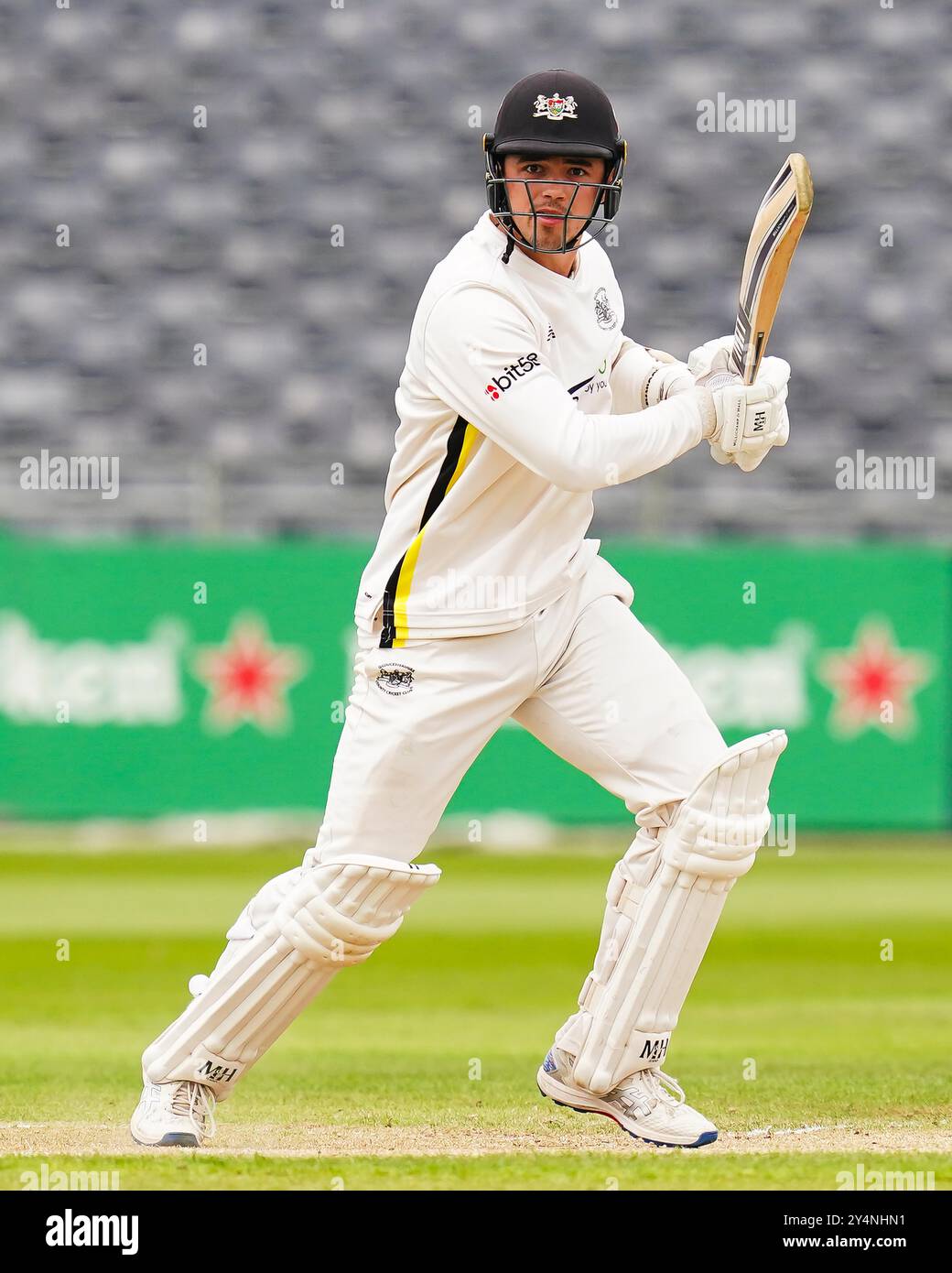 Bristol, Vereinigtes Königreich, 19. September 2024. Tom Price in Gloucestershire schlug während des Spiels der Vitality County Championship Division 2 zwischen Gloucestershire und Sussex. Quelle: Robbie Stephenson/Gloucestershire Cricket/Alamy Live News Stockfoto