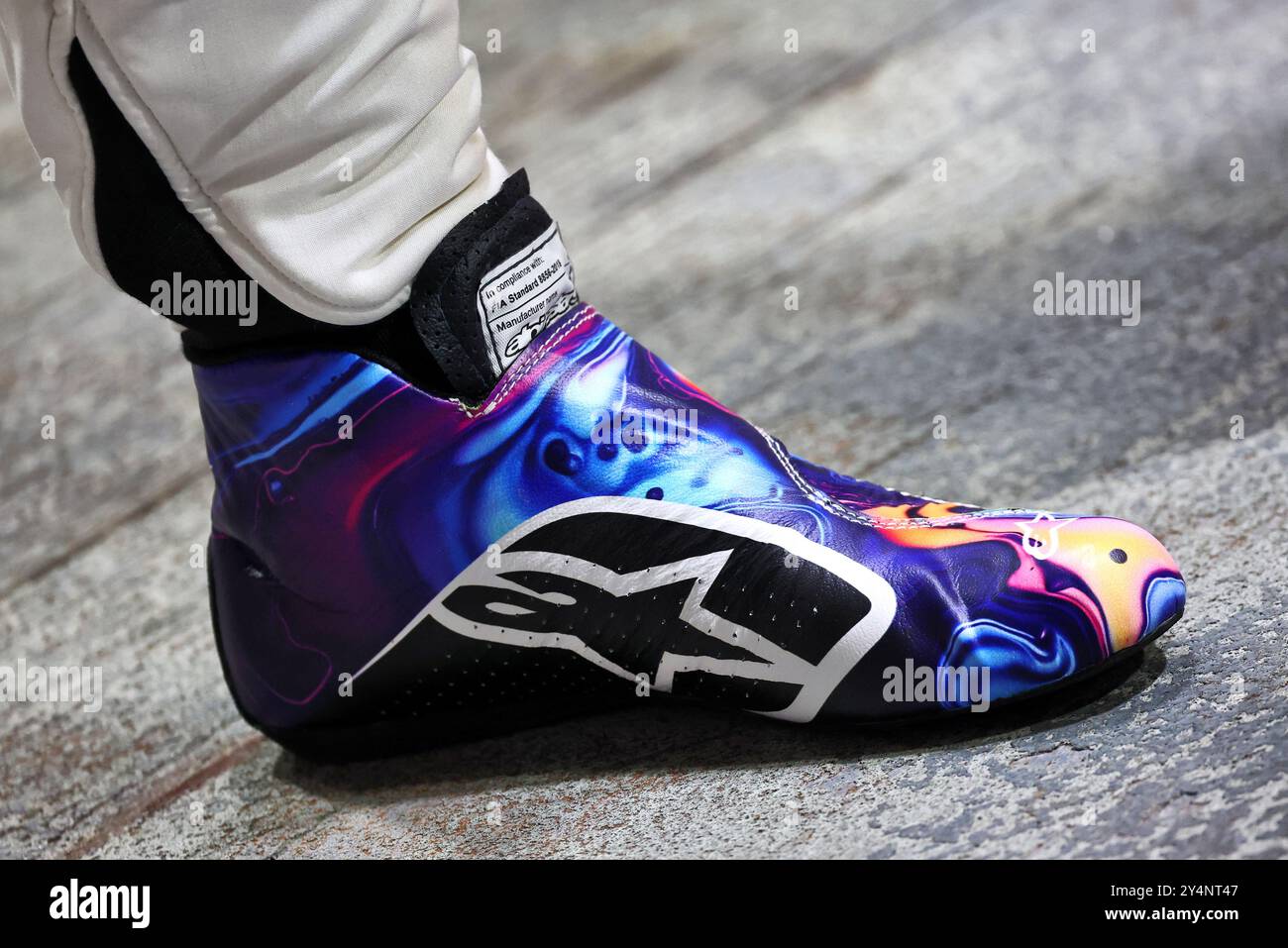 Singapur, Singapur. September 2024. Lando Norris (GBR) McLaren - Rennschuhe. 19.09.2024. Formel-1-Weltmeisterschaft, Rd 18, Grand Prix Von Singapur, Marina Bay Street Circuit, Singapur, Vorbereitungstag. Das Foto sollte lauten: XPB/Alamy Live News. Stockfoto