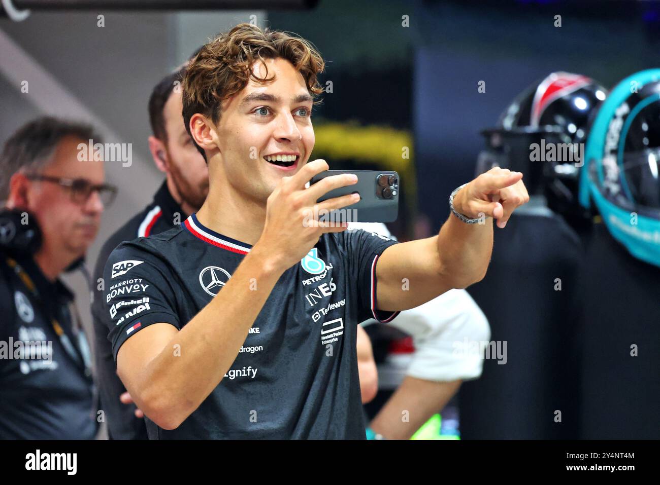 Singapur, Singapur. September 2024. George Russell (GBR) Mercedes AMG F1. 19.09.2024. Formel-1-Weltmeisterschaft, Rd 18, Grand Prix Von Singapur, Marina Bay Street Circuit, Singapur, Vorbereitungstag. Das Foto sollte lauten: XPB/Alamy Live News. Stockfoto