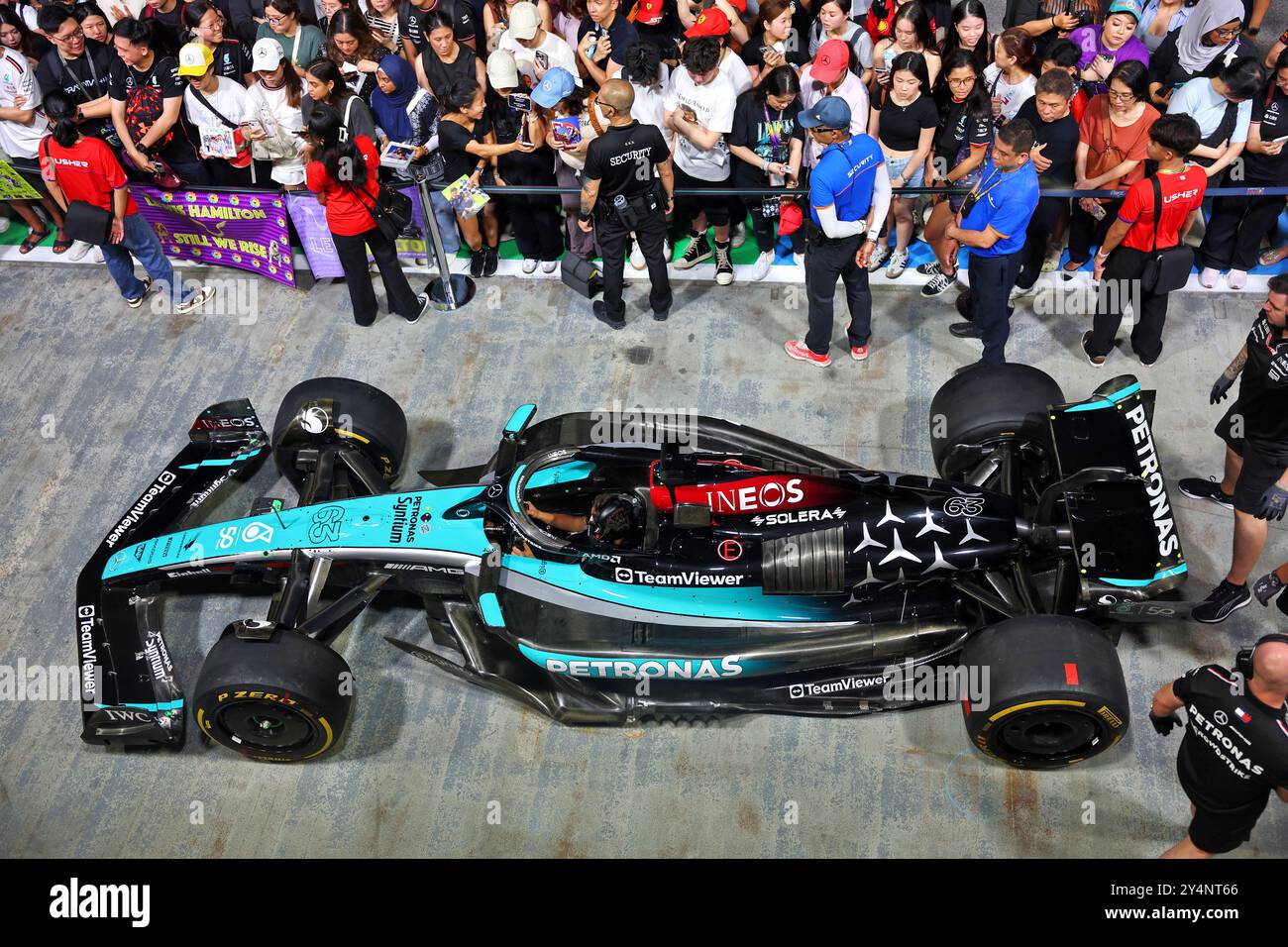Singapur, Singapur. September 2024. MERCEDES AMG F1 W15. 19.09.2024. Formel-1-Weltmeisterschaft, Rd 18, Grand Prix Von Singapur, Marina Bay Street Circuit, Singapur, Vorbereitungstag. Das Foto sollte lauten: XPB/Alamy Live News. Stockfoto
