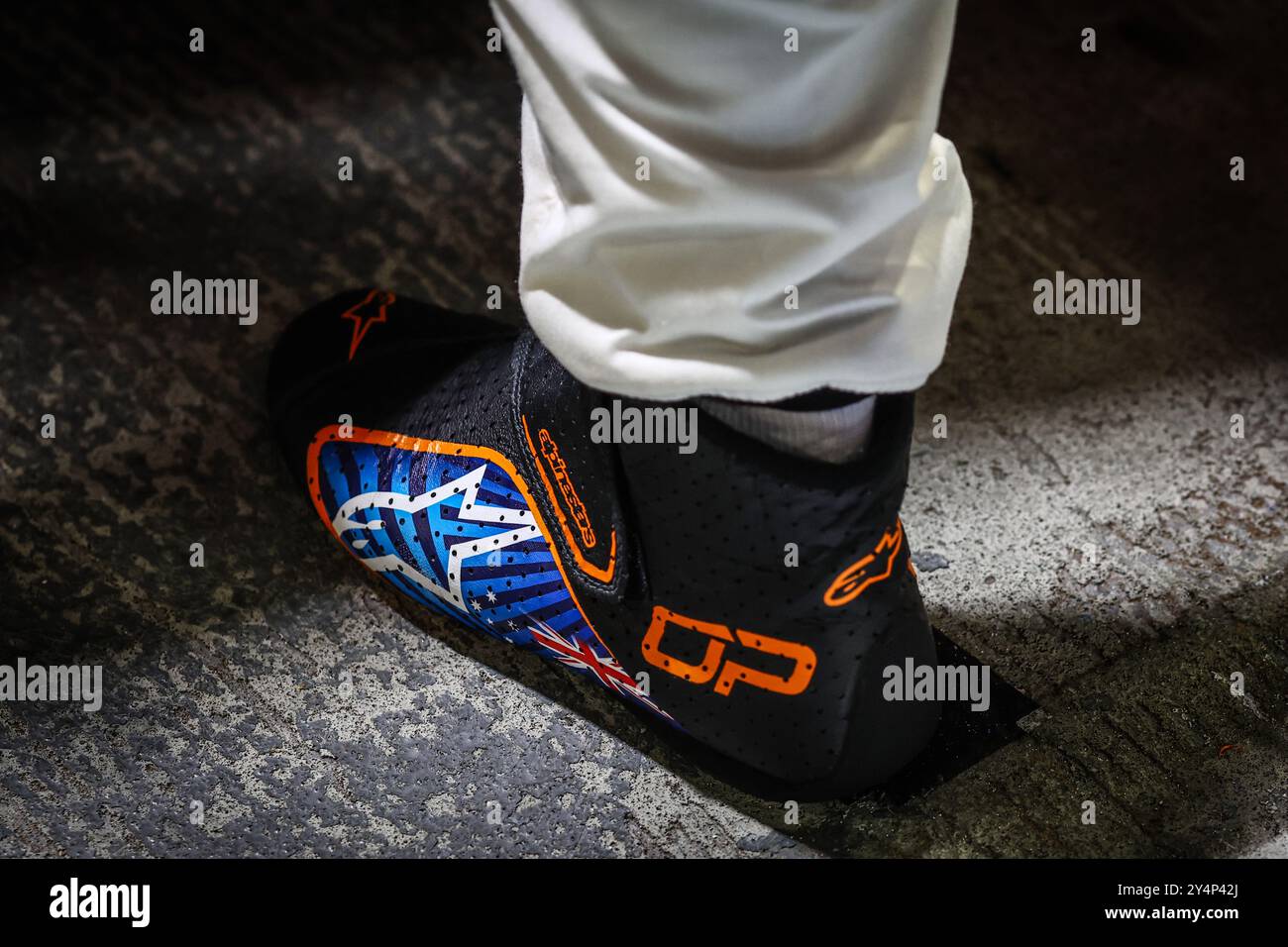 Singapur, Singapur. September 2024. Oscar Piastri (aus) McLaren - Rennschuhe. 19.09.2024. Formel-1-Weltmeisterschaft, Rd 18, Grand Prix Von Singapur, Marina Bay Street Circuit, Singapur, Vorbereitungstag. Das Foto sollte lauten: XPB/Alamy Live News. Stockfoto