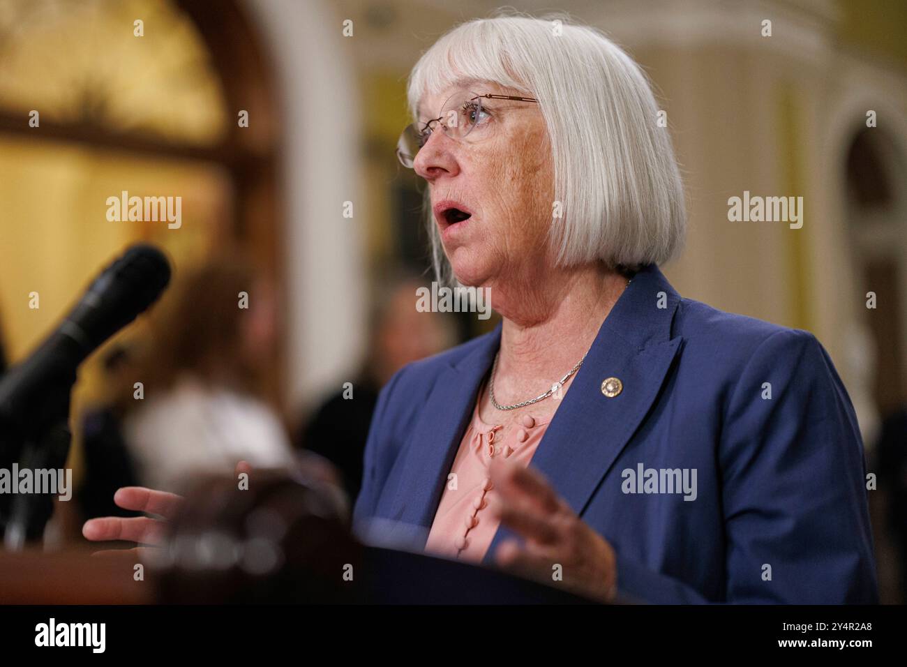Washington, Vereinigte Staaten. September 2024. Der US-Senator Patty Murray (Demokrat von Washington) wird am Dienstag, den 10. September 2024, im Capitol Building in Washington DC während einer Pressekonferenz nach dem Mittagessen gesehen. Quelle: Aaron Schwartz/CNP/dpa/Alamy Live News Stockfoto