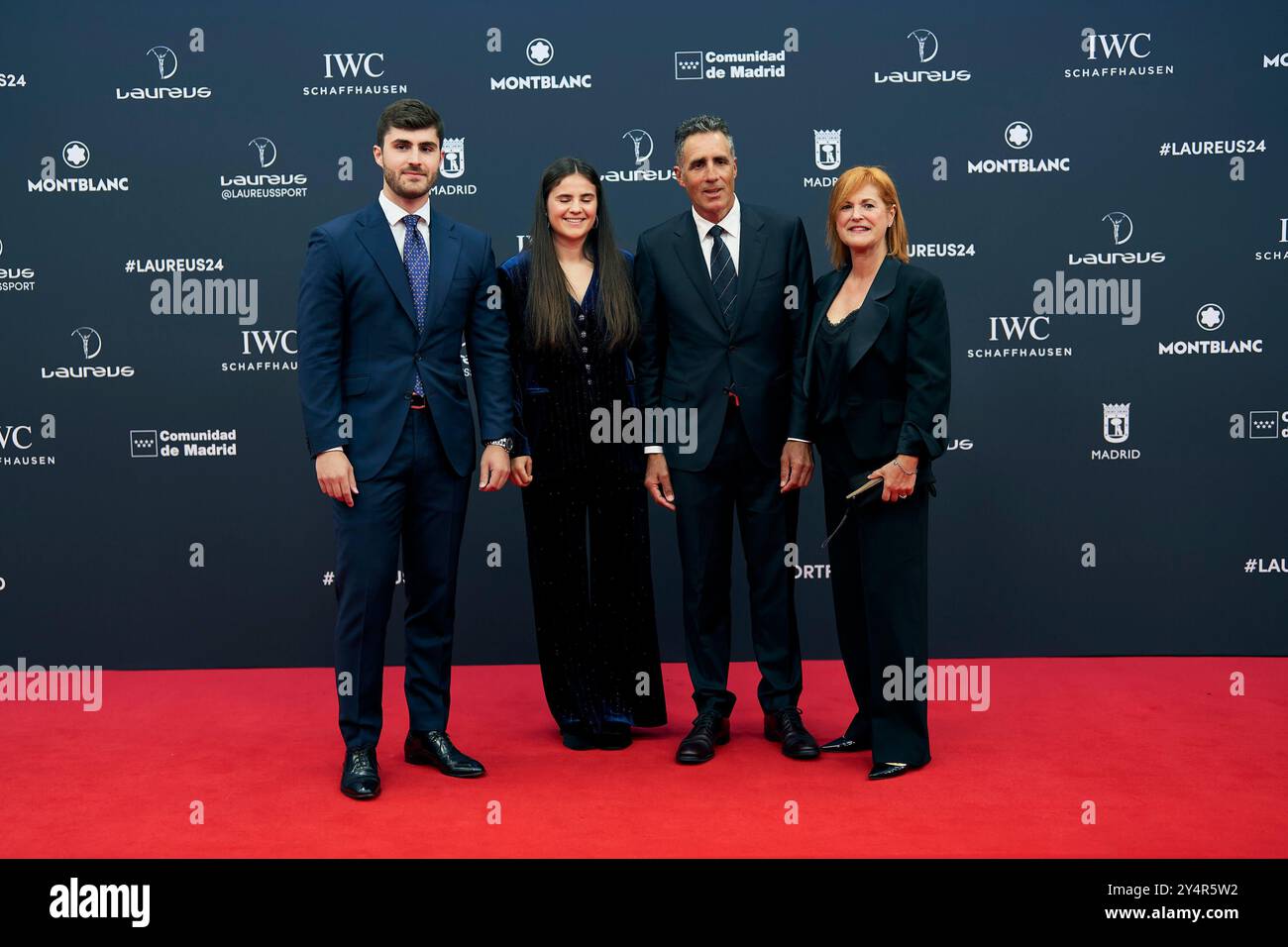 Miguel Indurain, Marisa Lopez de Goicoechea nimmt am 22. April 2024 in Madrid an den Laureus World Sports Awards Madrid 2024 - Roter Teppich im Palacio de Cibeles Teil. Stockfoto