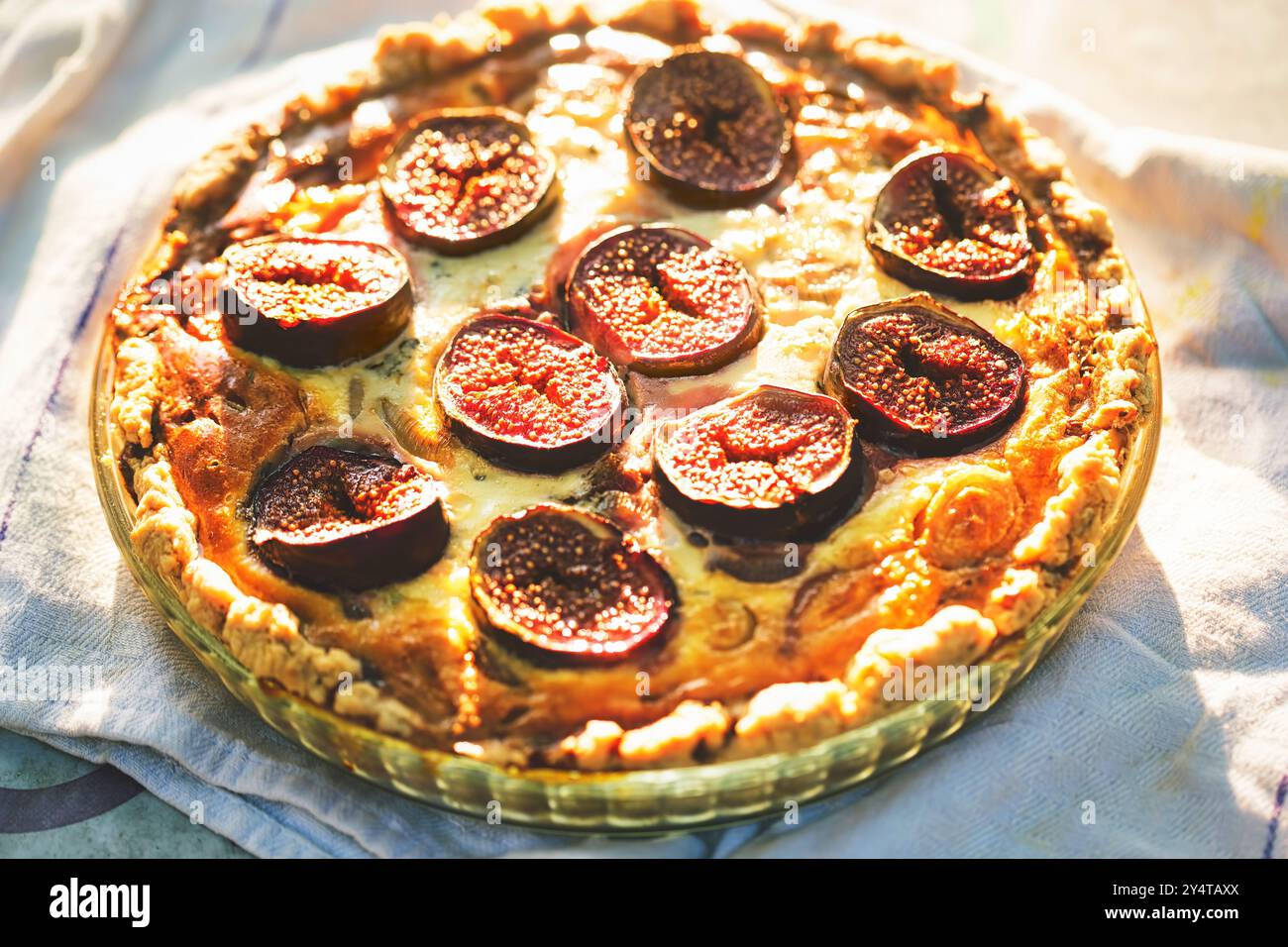 Feigen und Blaukäse-Tarte Stockfoto