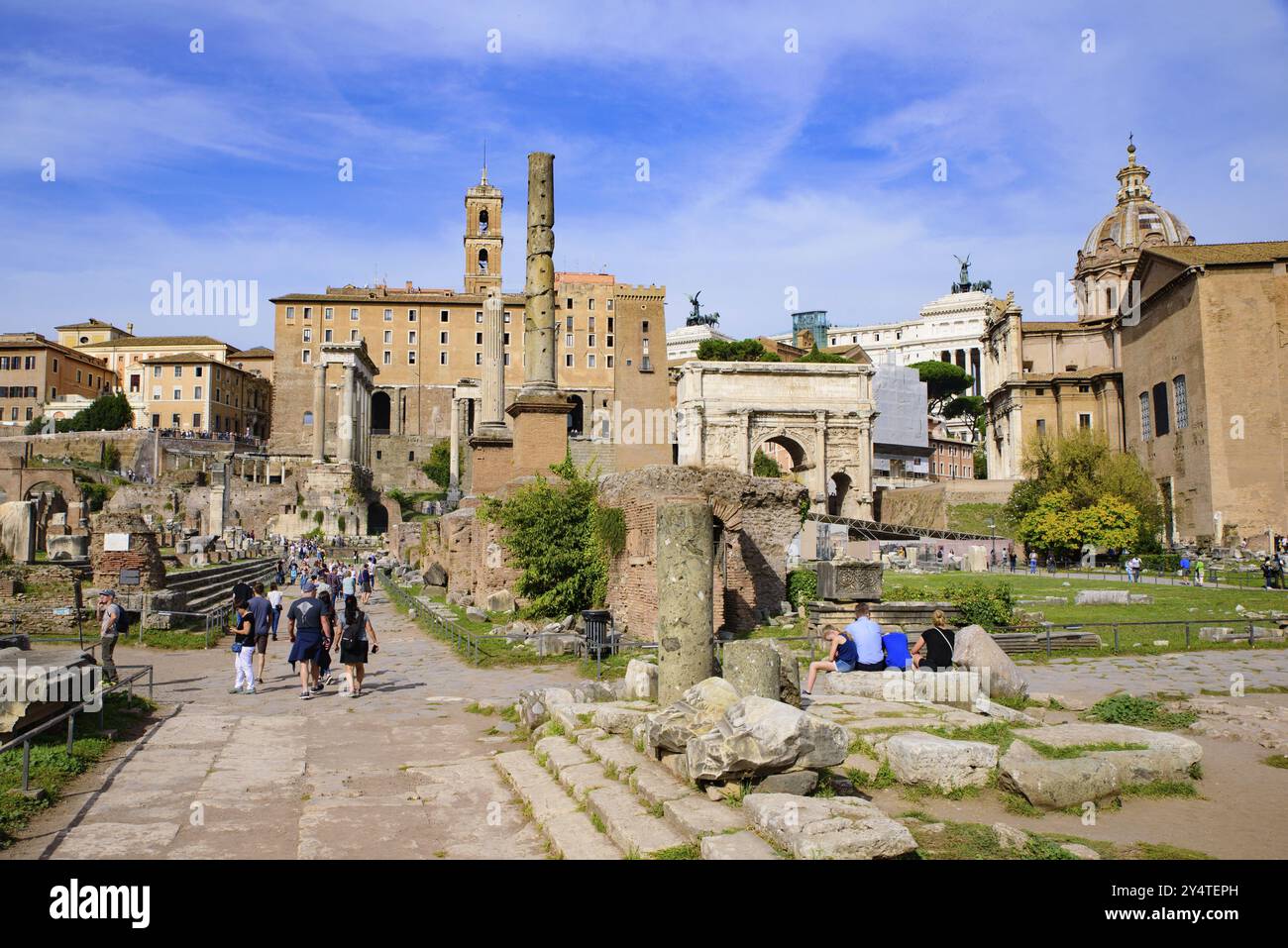 Forum Romanum, ein Forum umgeben von Ruinen in Rom, Italien, Europa Stockfoto