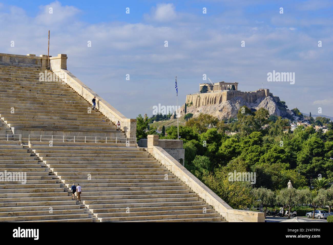 Panathenäisches Stadion mit Akropolis im Hintergrund in Athen, Griechenland, Europa Stockfoto