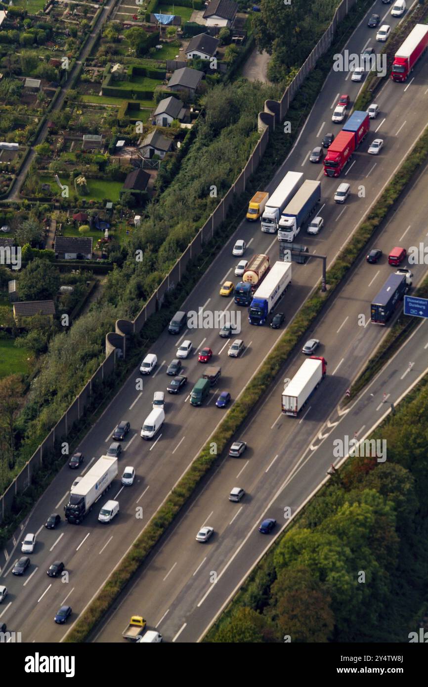 Nordrhein-Westfalen, Autobahnkreuz Duisburg Kaiserberg, Verkehr, Stau Stockfoto