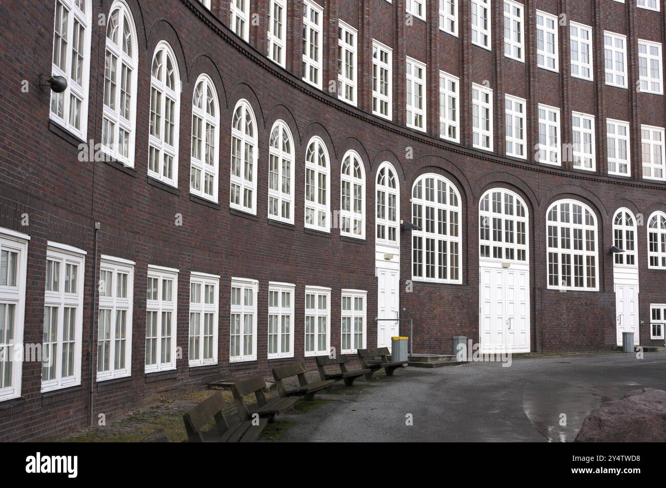 Architektonische Highlights Hamburgs: Emil-Krause Gymnasium dieses Foto wurde im Dezember 2014 aufgenommen Stockfoto