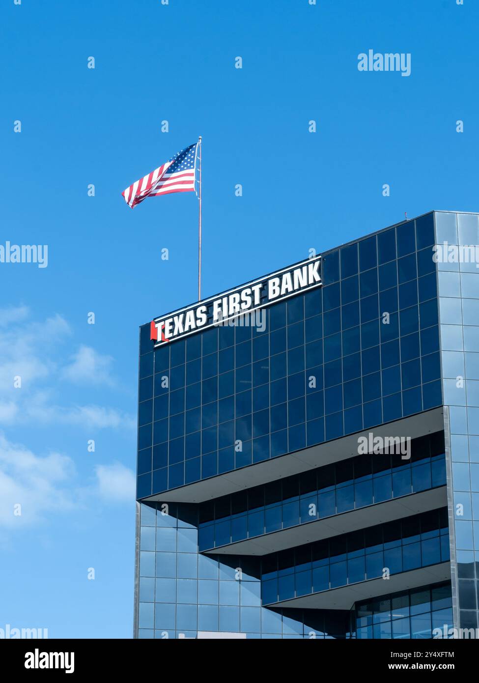 Ein Texas First Bank Banking Center auf Katy Frwy in Houston, Texas, USA. Stockfoto