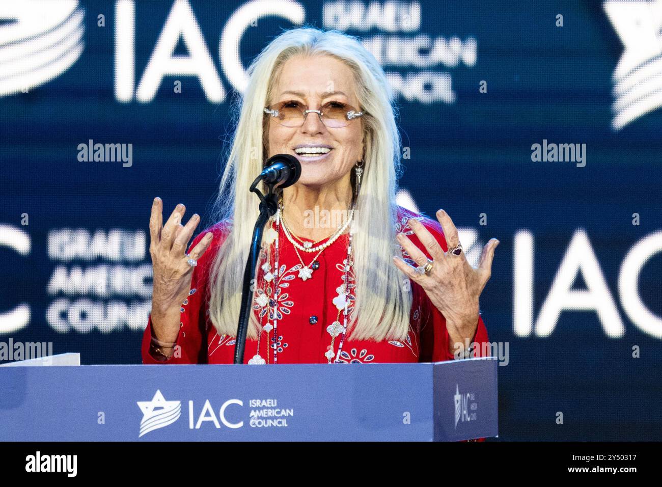 Washington, Usa. September 2024. Dr. Miriam Adelson sprach beim National Summit des Israeli-American Council (IAC) im Washington Hilton in Washington, DC Credit: SOPA Images Limited/Alamy Live News Stockfoto