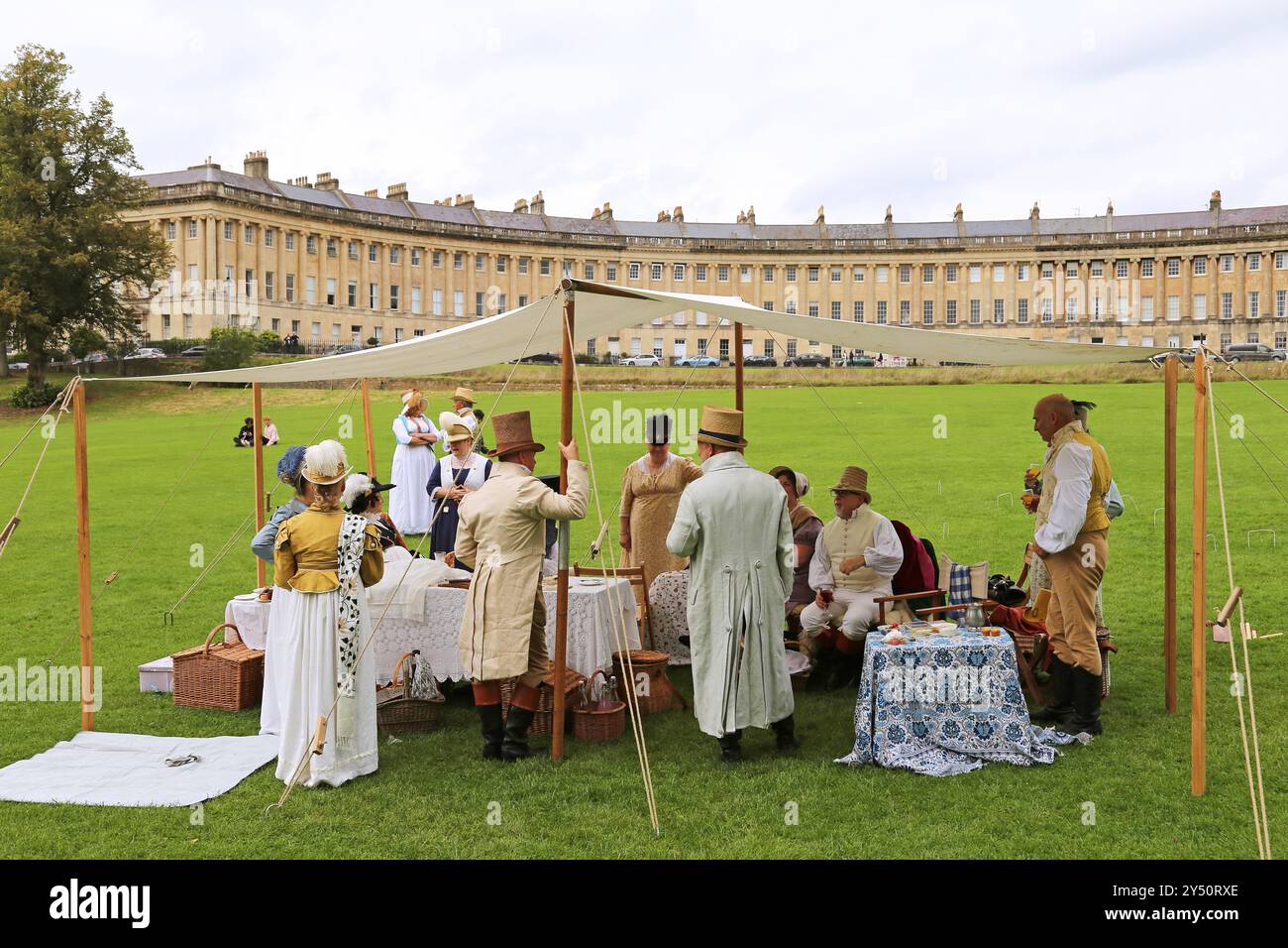 Regency Picknick, Jane Austen Festival 2024, Royal Crescent, Bath, Somerset, England, Großbritannien, Großbritannien, Europa Stockfoto
