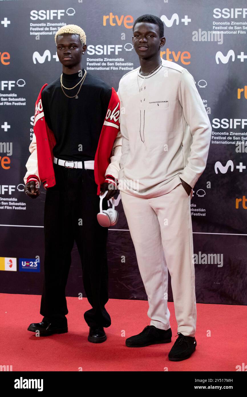 Moustapha Fall und Seydou Sarr nahmen am 30. September 2023 an der Abschlusszeremonie während des 71. Internationalen Filmfestivals von San Sebastian im Kursaal Palace in Donostia/San Sebastian Teil. Stockfoto