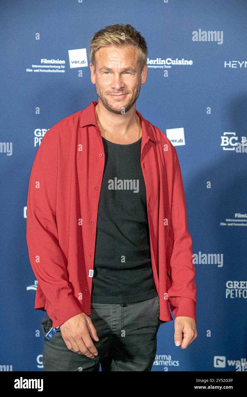 GER, Berlin, Frederic Heidorn, bei der Verleihung Deutscher Schauspielpreis 2024 im Club Theater Berlin. 13.09.2024 *** GER, Berlin, Frederic Heidorn, bei der Verleihung des Deutschen Schauspielpreises 2024 im Club Theater Berlin 13 09 2024 Copyright: HMBxMedia/ManfredxBehrens Stockfoto