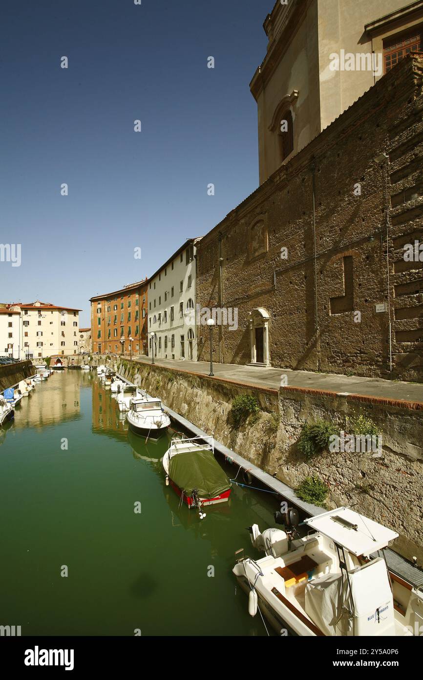 Livorno, eine wichtige Hafenstadt in der Toskana, berühmt für ihre Denkmäler und das Viertel Venezia Nuova mit seinen Kanälen. Toskana, Italien Stockfoto