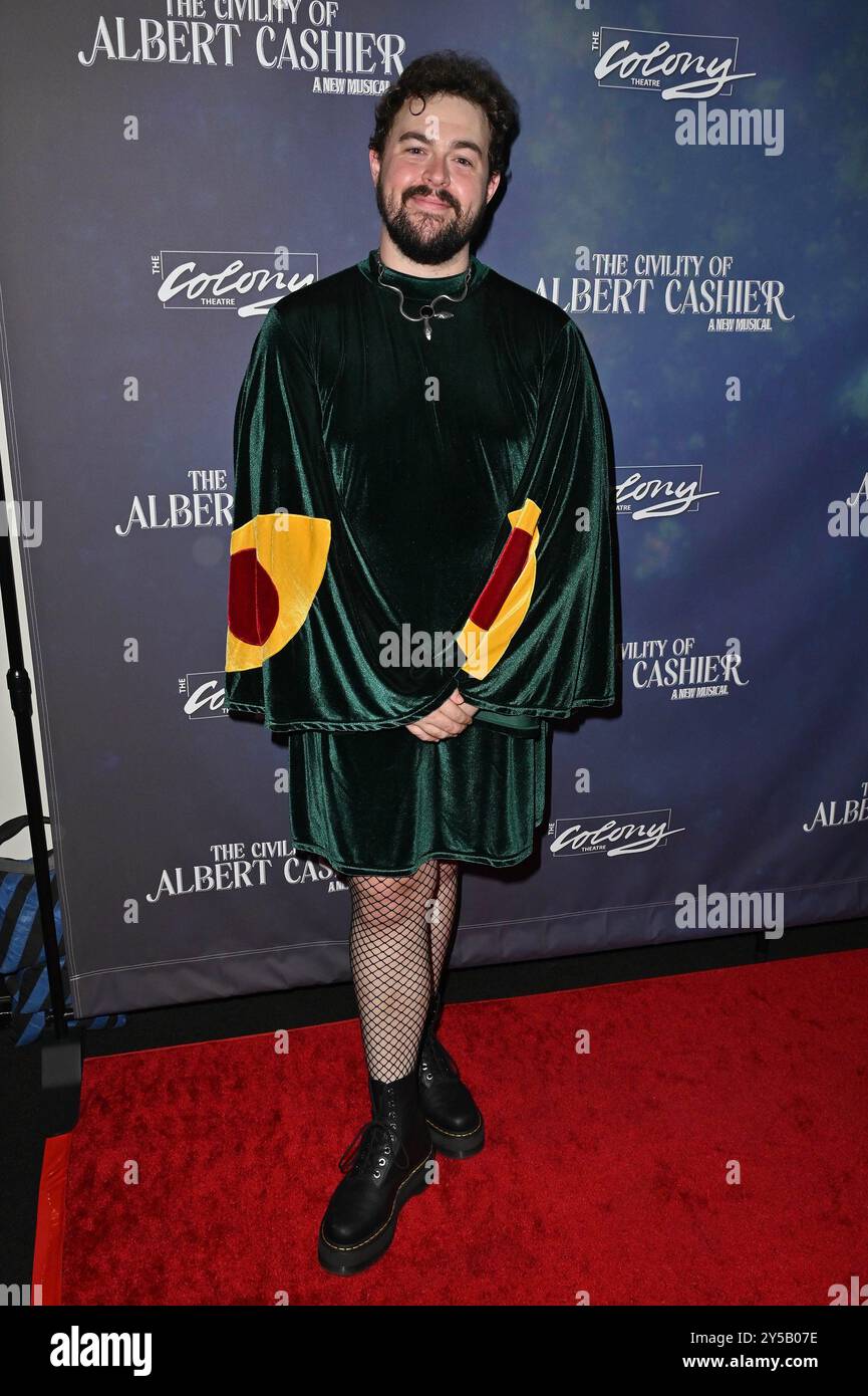 Burbank, KALIFORNIEN USA - 7. September 2024: Tanner Berry nimmt an der Eröffnungsnacht von The Civility of Albert Cashier im Colony Theater Teil. Stockfoto