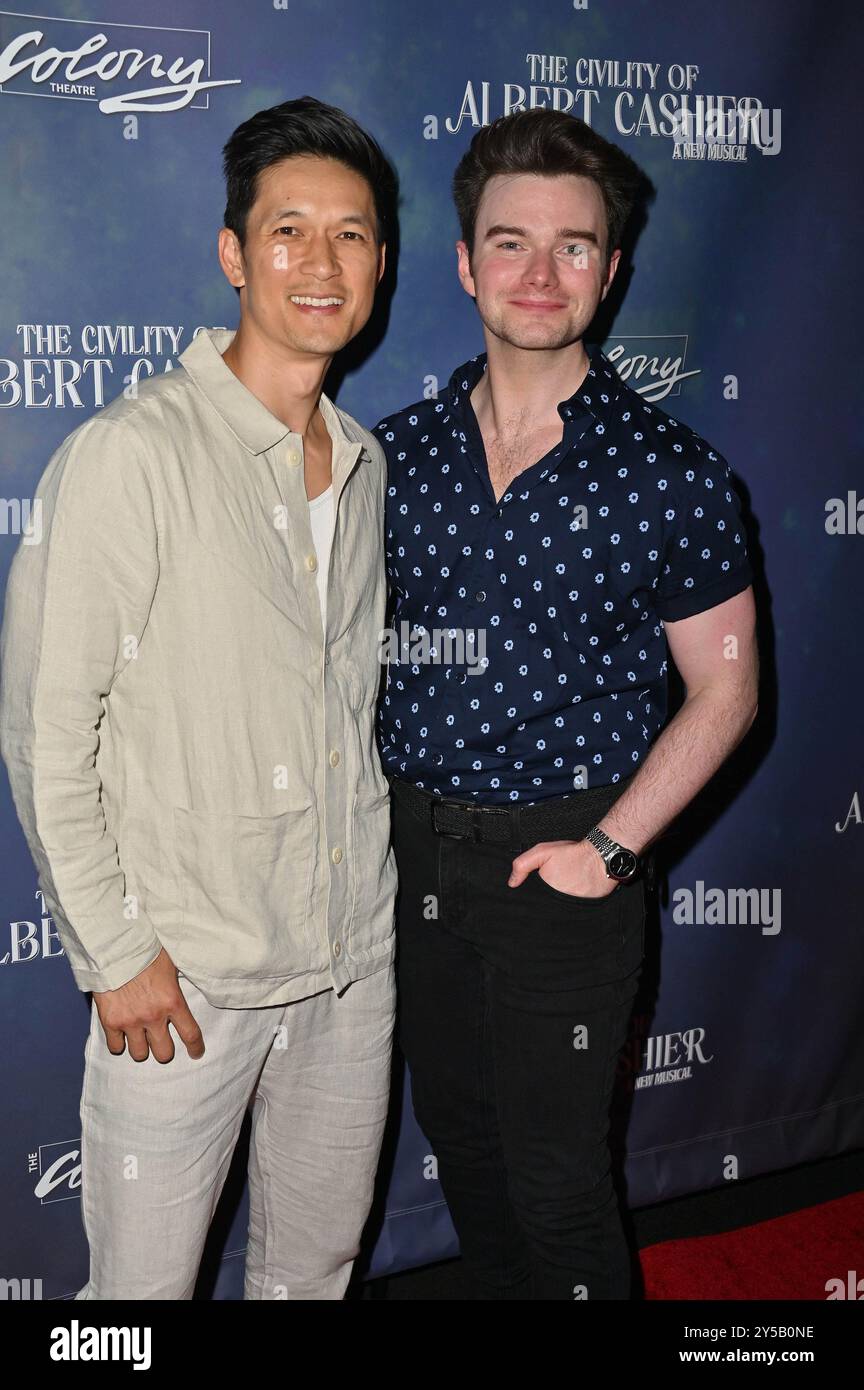 Burbank, KALIFORNIEN USA – 7. September 2024: Harry Shum Jr, Chris Colfer nimmt an der Eröffnungsnacht von The Civility of Albert Cashier im Colony Theater Teil. Stockfoto