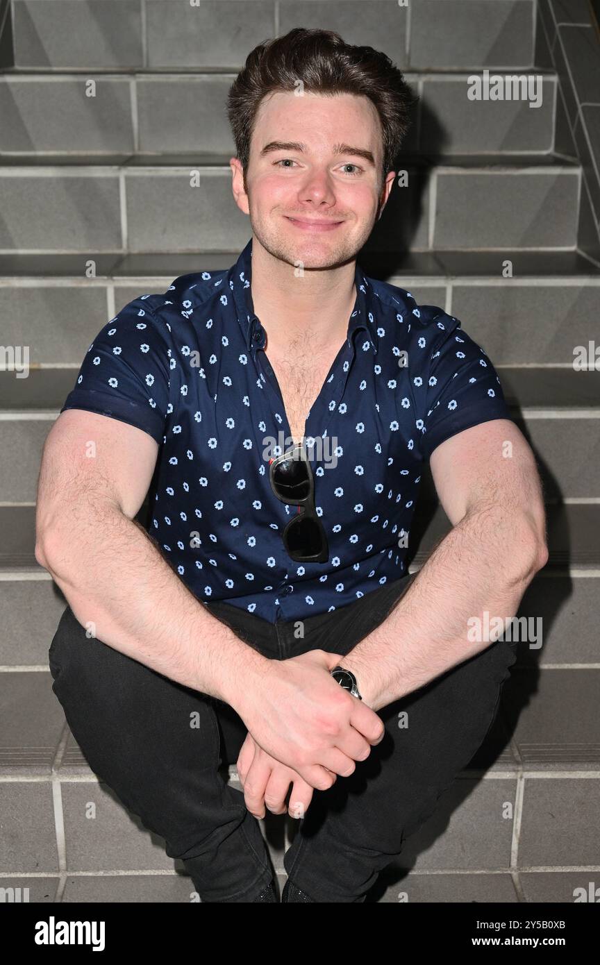 Burbank, KALIFORNIEN USA – 7. September 2024: Chris Colfer nimmt an der Eröffnungsnacht von The Civility of Albert Cashier im Colony Theater Teil. Stockfoto