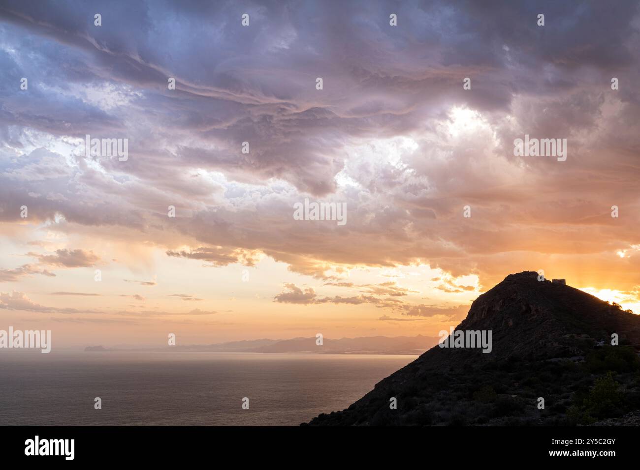 Gebirge von La Muela, Cabo Tiñoso und Roldan, La Azohía, Murcia, Spanien Stockfoto