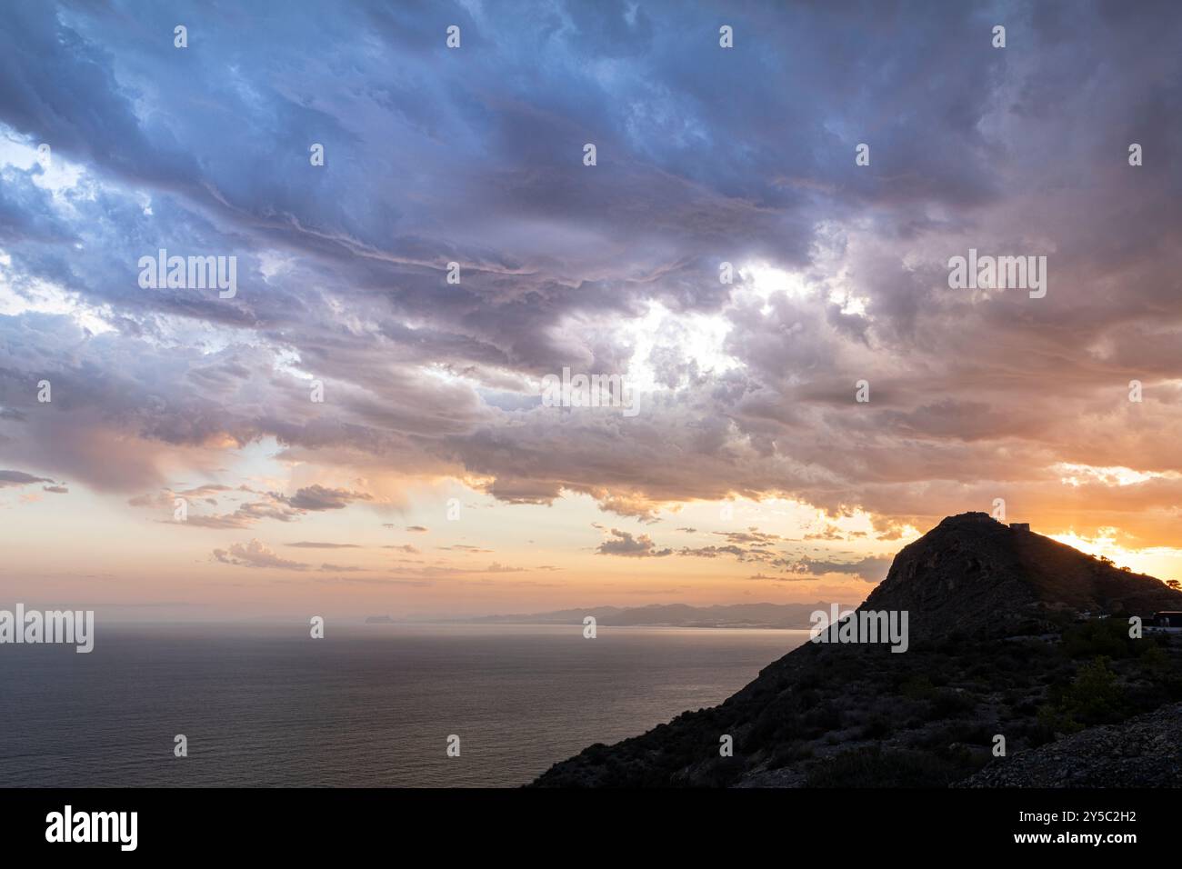 Gebirge von La Muela, Cabo Tiñoso und Roldan, La Azohía, Murcia, Spanien Stockfoto