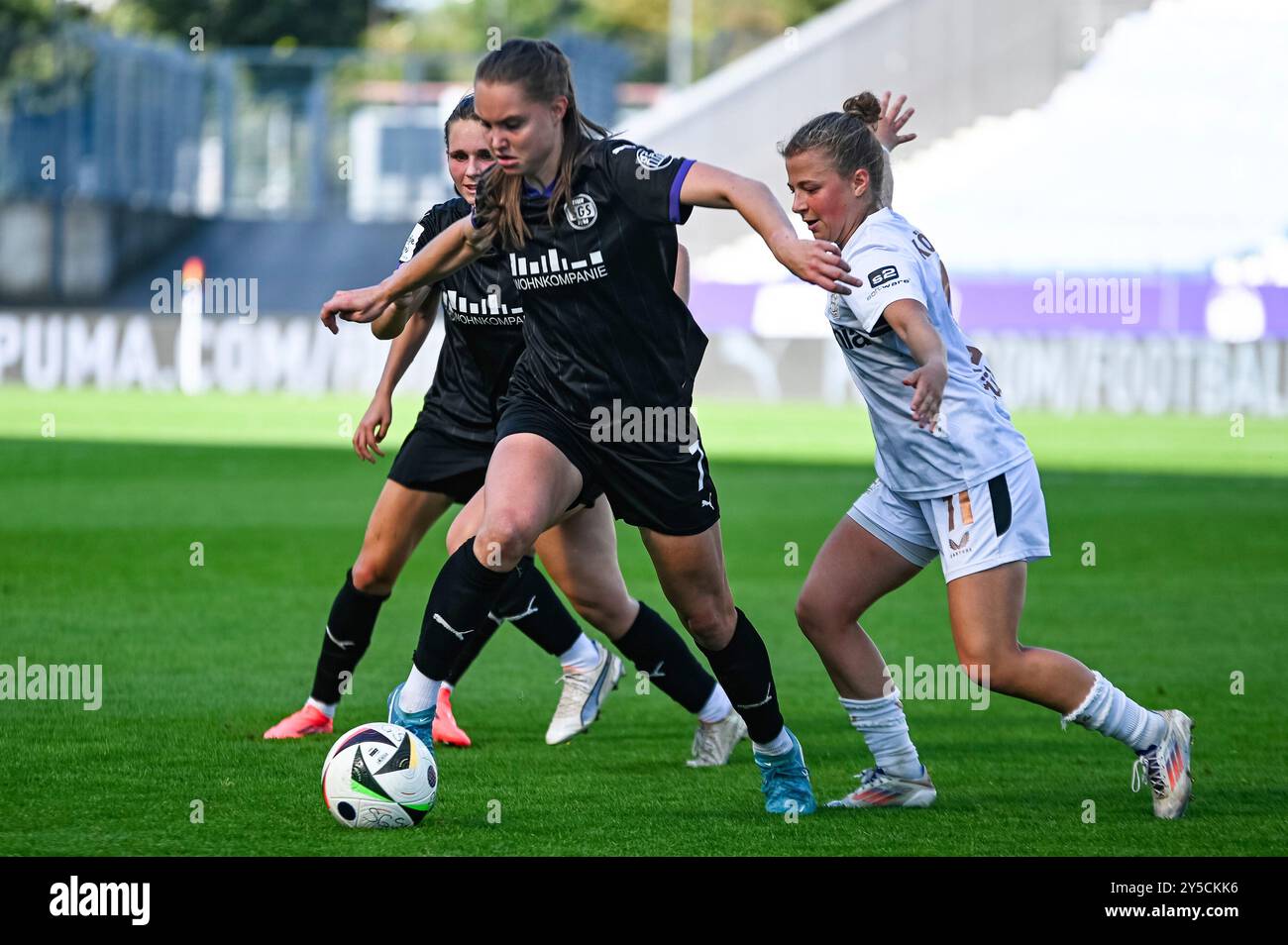 Essen, Deutschland. September 2024. Lilli Purtscheller (SGS Essen) google Pixel Frauen Bundesliga, 21. Spieltag, SGS Essen gegen 1. FC Köln am 11. Mai 2024 im Stadion an der Hafenstraße, Essen. Quelle: dpa/Alamy Live News Stockfoto