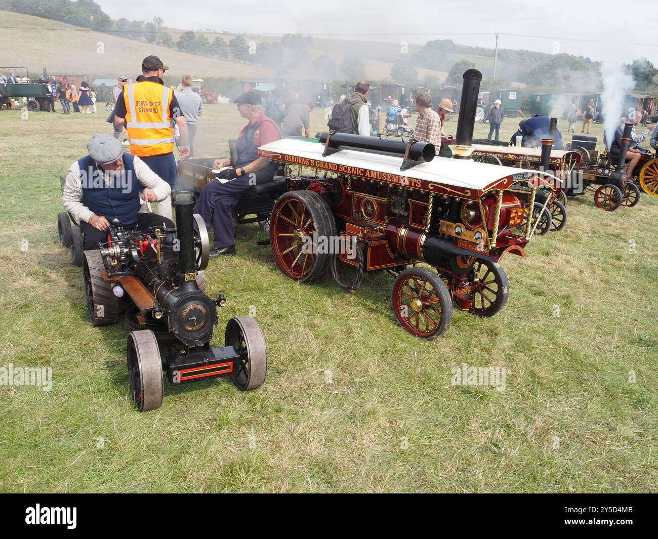 Motoren von Großmodellen auf der Berwick St John Country Fayre 2024 Stockfoto