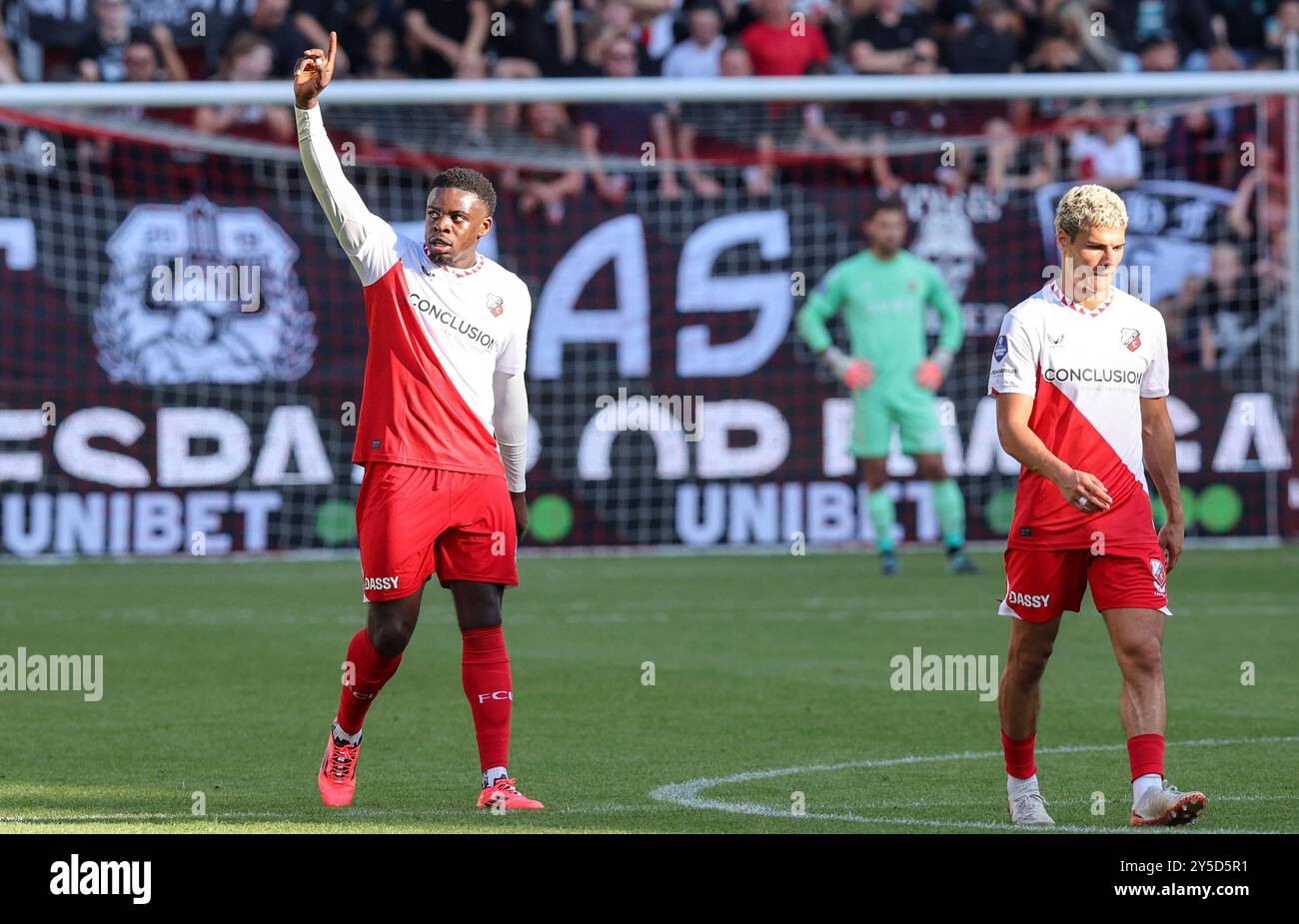 Utrecht, Niederlande. September 2024. UTRECHT, NIEDERLANDE - 21. SEPTEMBER: Noah Ohio vom FC Utrecht feiert, nachdem er beim niederländischen Eredivisie-Spiel zwischen dem FC Utrecht und Willem II am 21. September 2024 in Galgenwaard das Tor geschossen hat. (Foto: Peter Lous/Orange Pictures) Credit: dpa/Alamy Live News Stockfoto