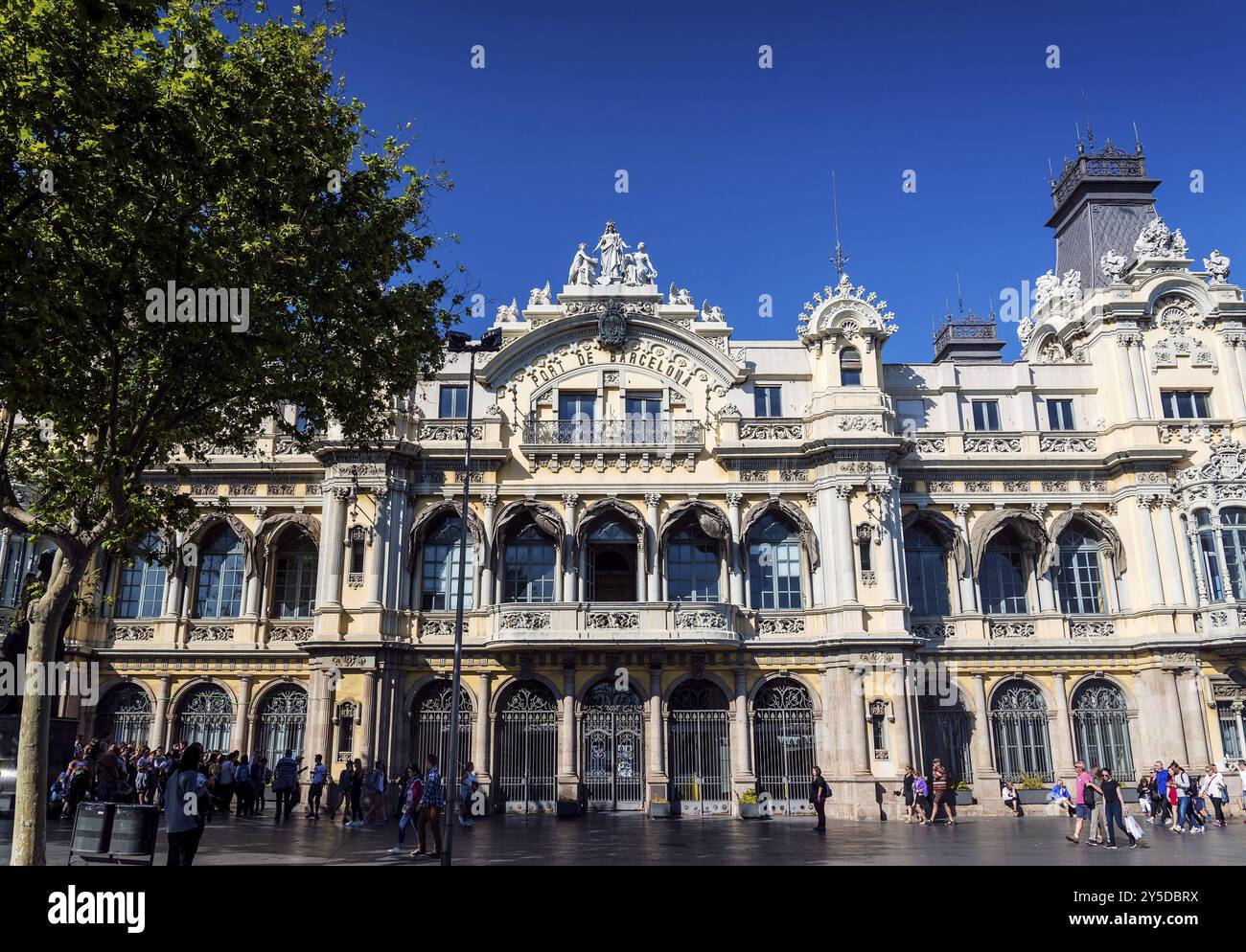 Port vell Wahrzeichen des katalanischen Gebäudes in barcelona Hafengebiet in spanien Stockfoto