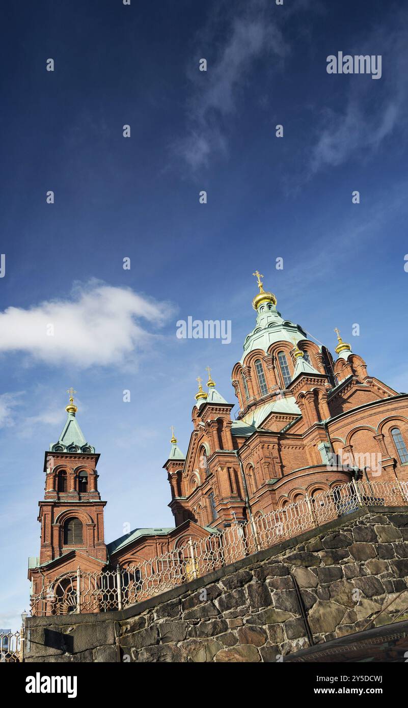 Außendetail der orthodoxen Kathedrale Uspenski, berühmtes Wahrzeichen in helsinki Stadt finnland Stockfoto