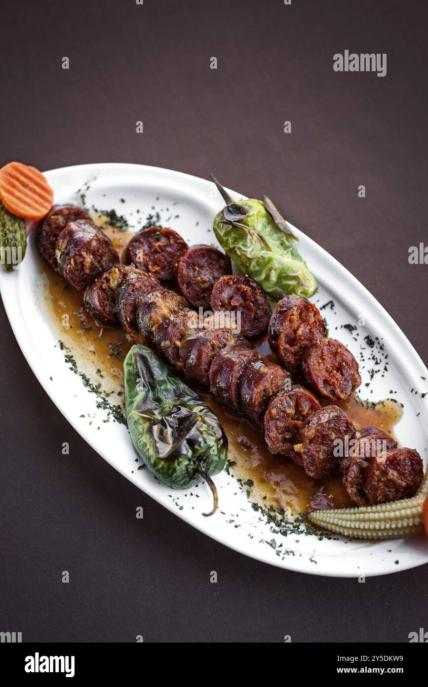 Portugiesisch Spanisch Braten Bbq Grill Chourico Chorizo Chorizo, die snack-tapas Stockfoto