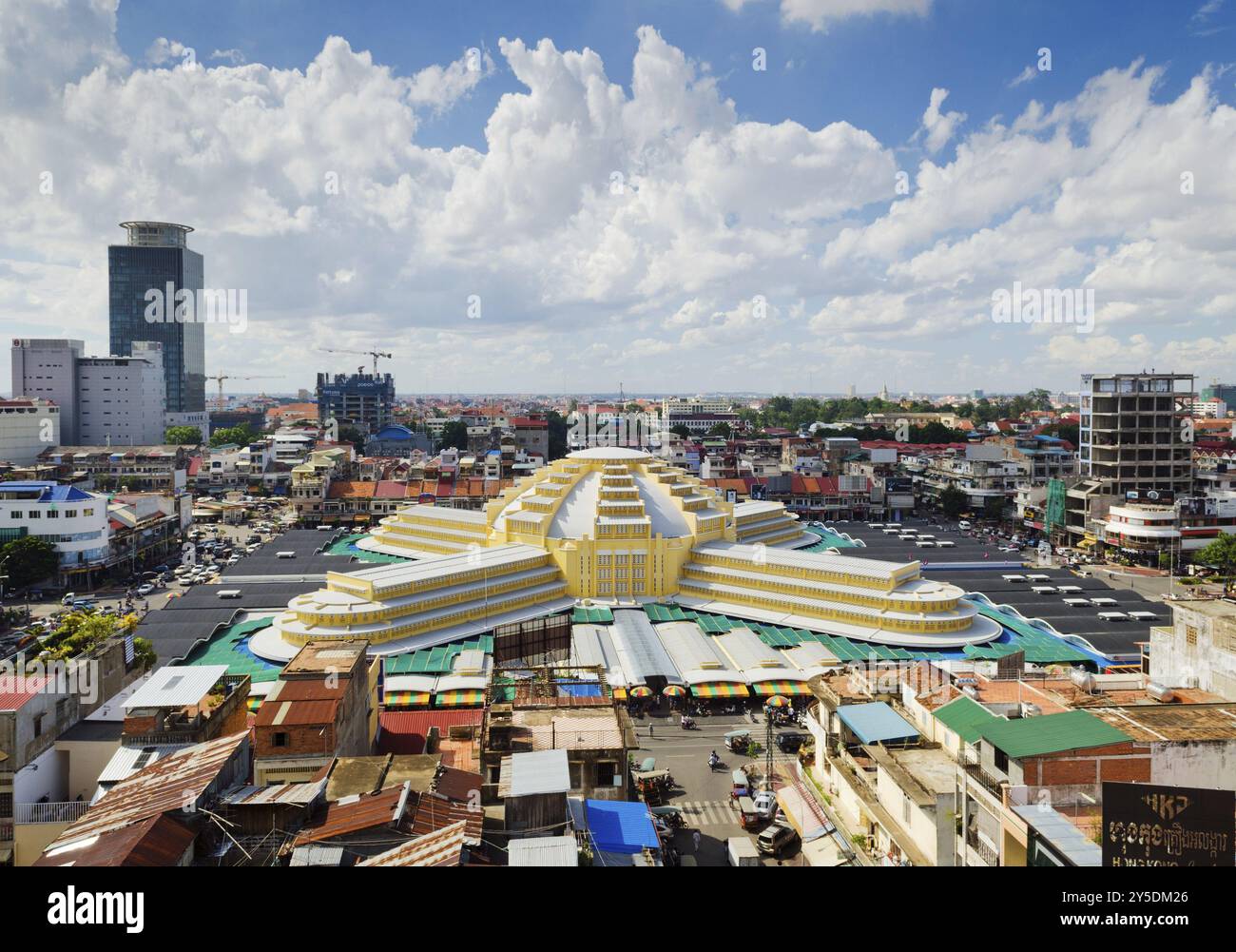 Blick auf den zentralen Markt berühmtes städtisches Wahrzeichen in phnom penh Stadt kambodscha Stockfoto