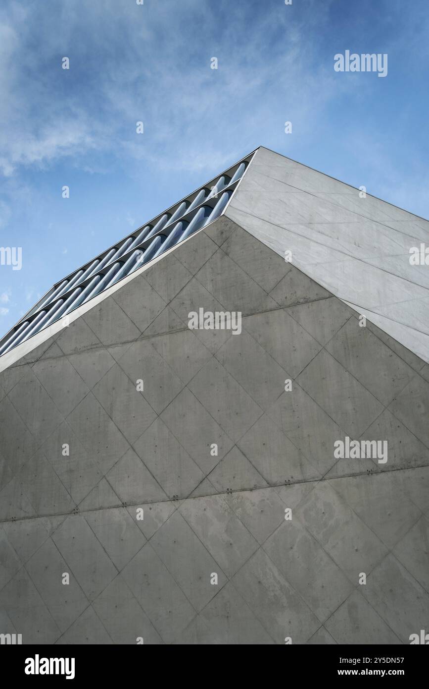Casa da musica ist ein Wahrzeichen der modernen Architektur in porto portugal Stockfoto