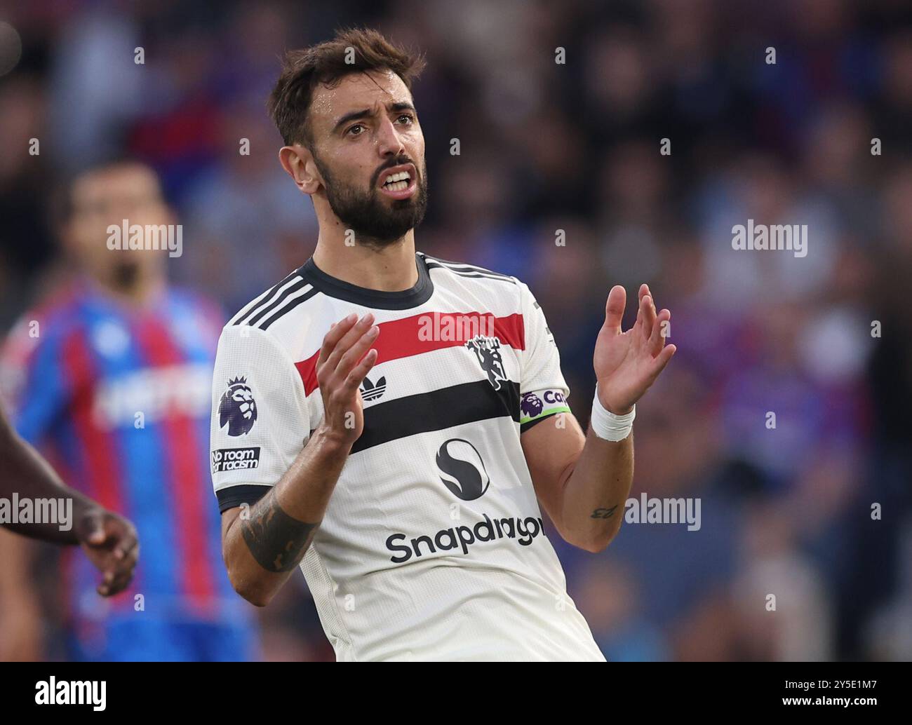 London, Großbritannien. September 2024. Bruno Fernandes von Manchester United reagiert auf das Spiel der Premier League im Londoner Selhurst Park. Der Bildnachweis sollte lauten: Paul Terry/Sportimage Credit: Sportimage Ltd/Alamy Live News Stockfoto