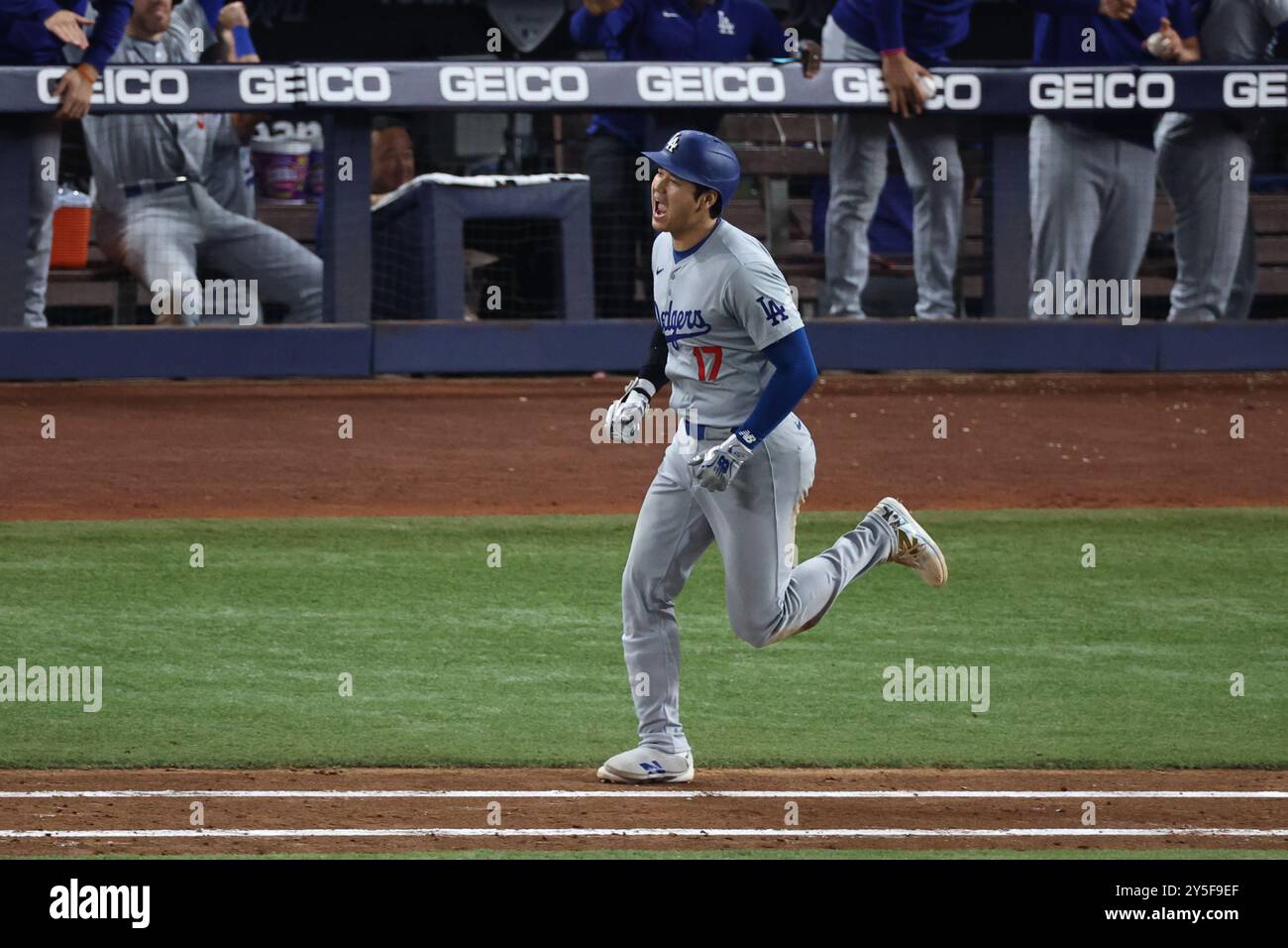 MIAMI, FLORIDA - 19. SEPTEMBER 2024: Shohei Ohtani beim Spiel 50/50, Miami Marlins und Los Angeles Dodgers, Foto: Chris Arjoon/American Presswire Stockfoto