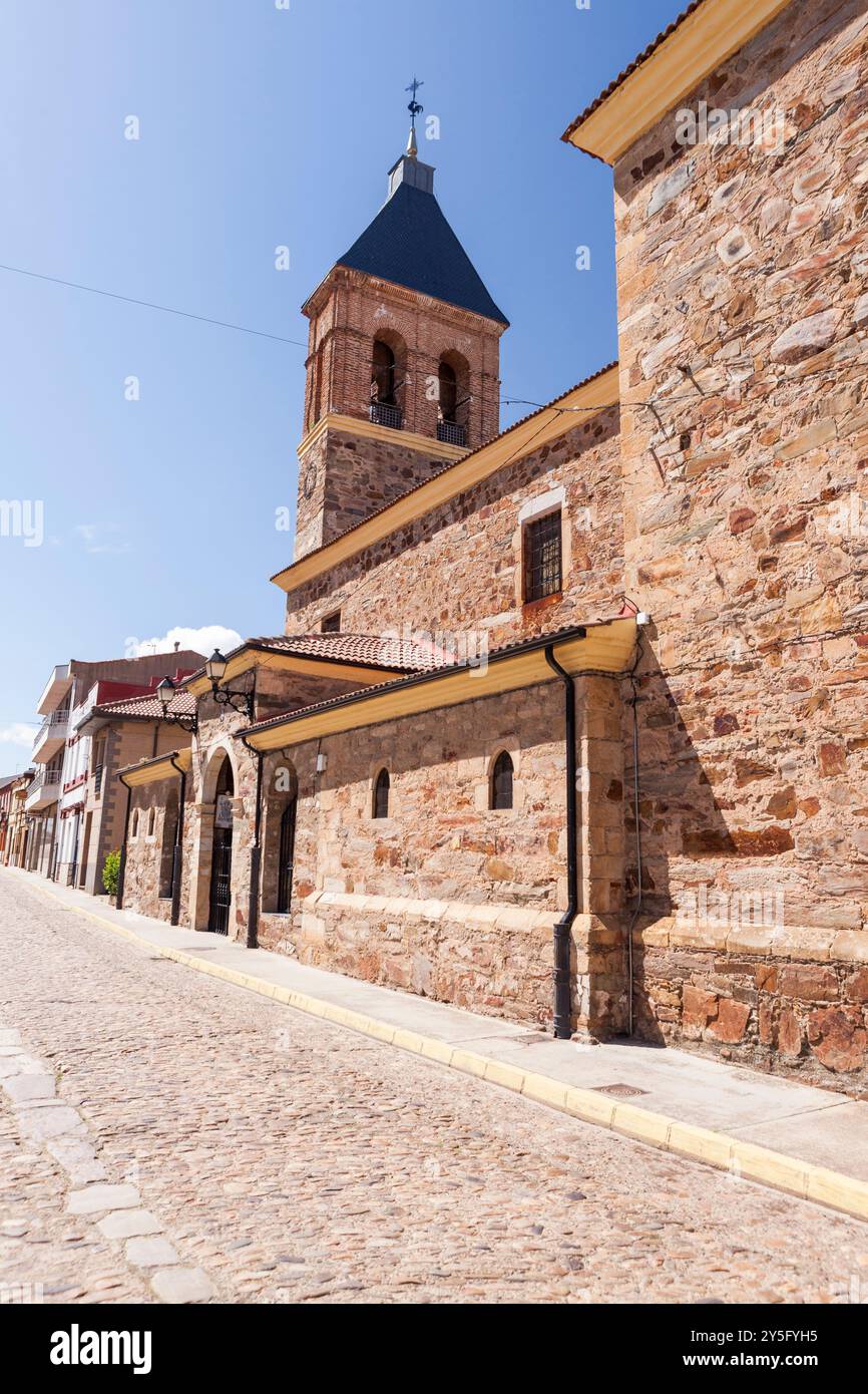 Kirche im Hospital de Orbigo, Jakobsweg, Leon, Spanien Stockfoto