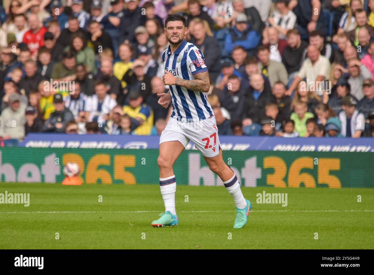 Birmingham, Großbritannien. September 2024. West Bromwich Albion Mittelfeldspieler Alex Mowatt (27) während des West Bromwich Albion FC gegen Plymouth Argyle FC SKY BET EFL Championship Match bei den Hawthorns, West Bromwich, Birmingham, England, Großbritannien am 21. September 2024 Credit: Every Second Media/Alamy Live News Stockfoto